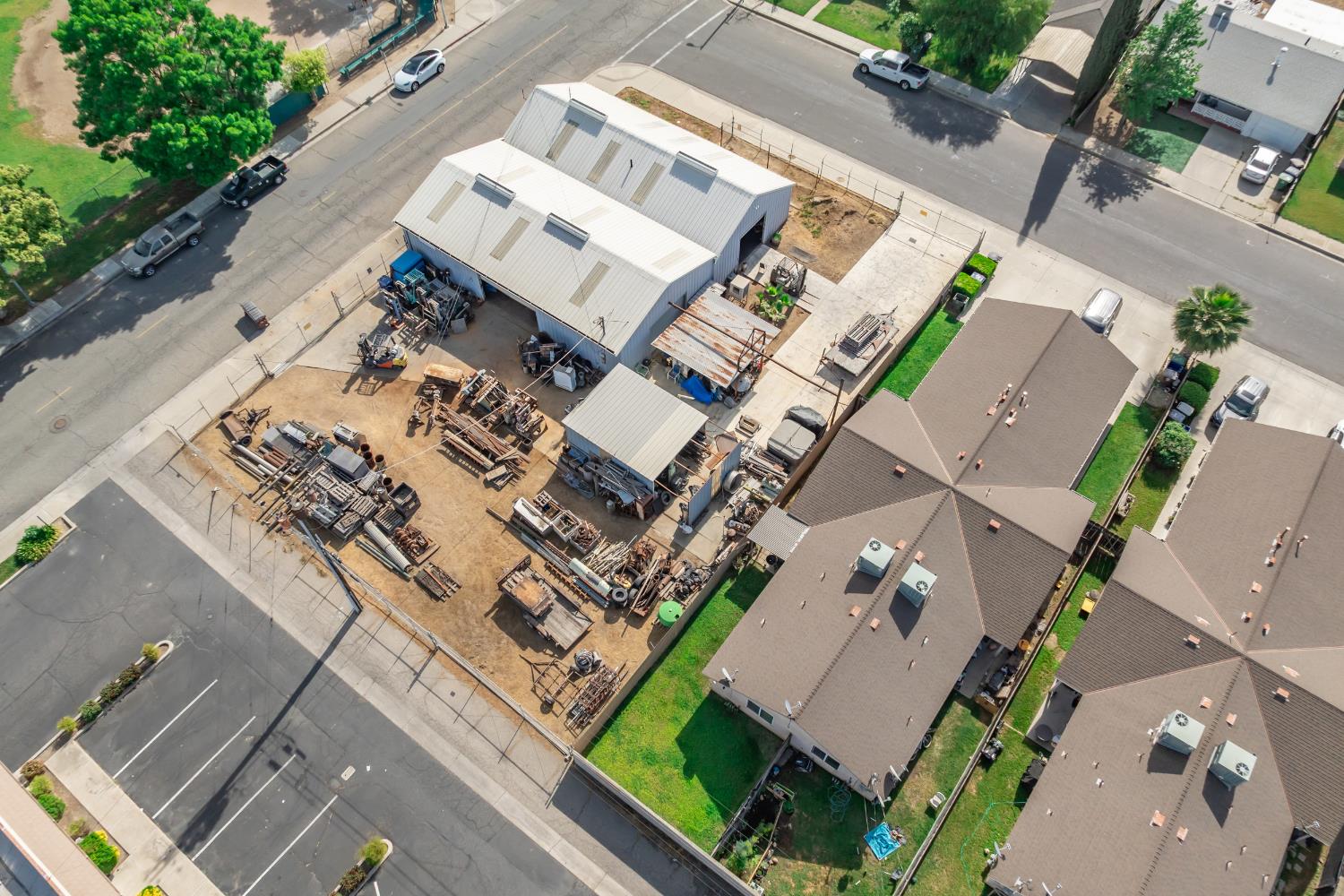 260 S 3Rd St, Chowchilla, CA 93610