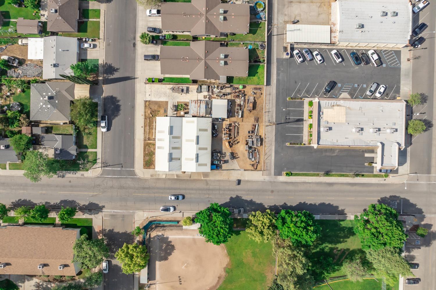 260 S 3Rd St, Chowchilla, CA 93610