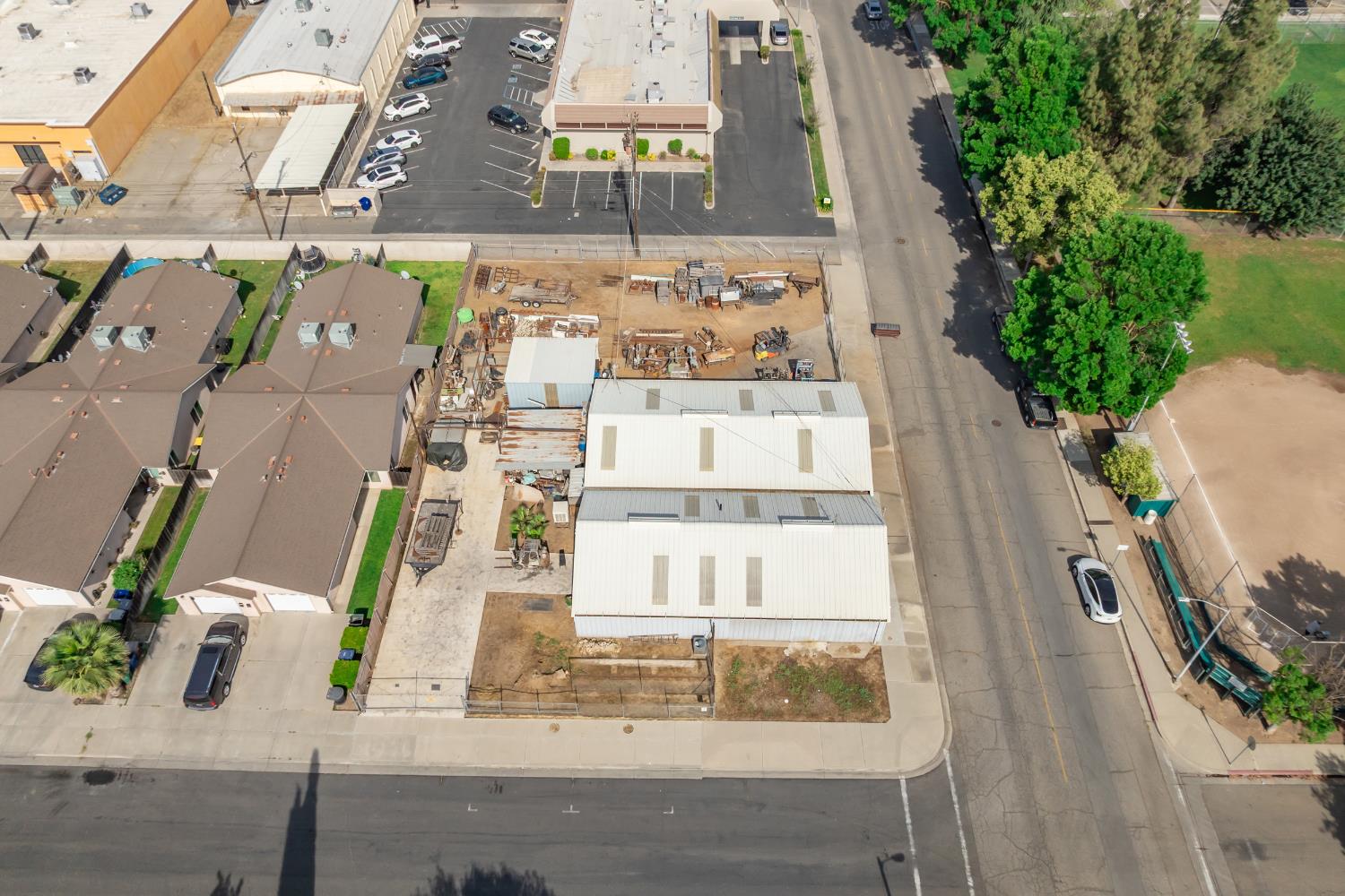 260 S 3Rd St, Chowchilla, CA 93610