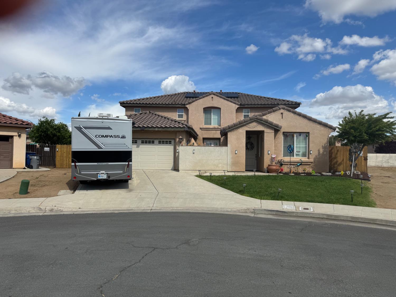 3045 W Tuolumne St, Fresno, CA 93706