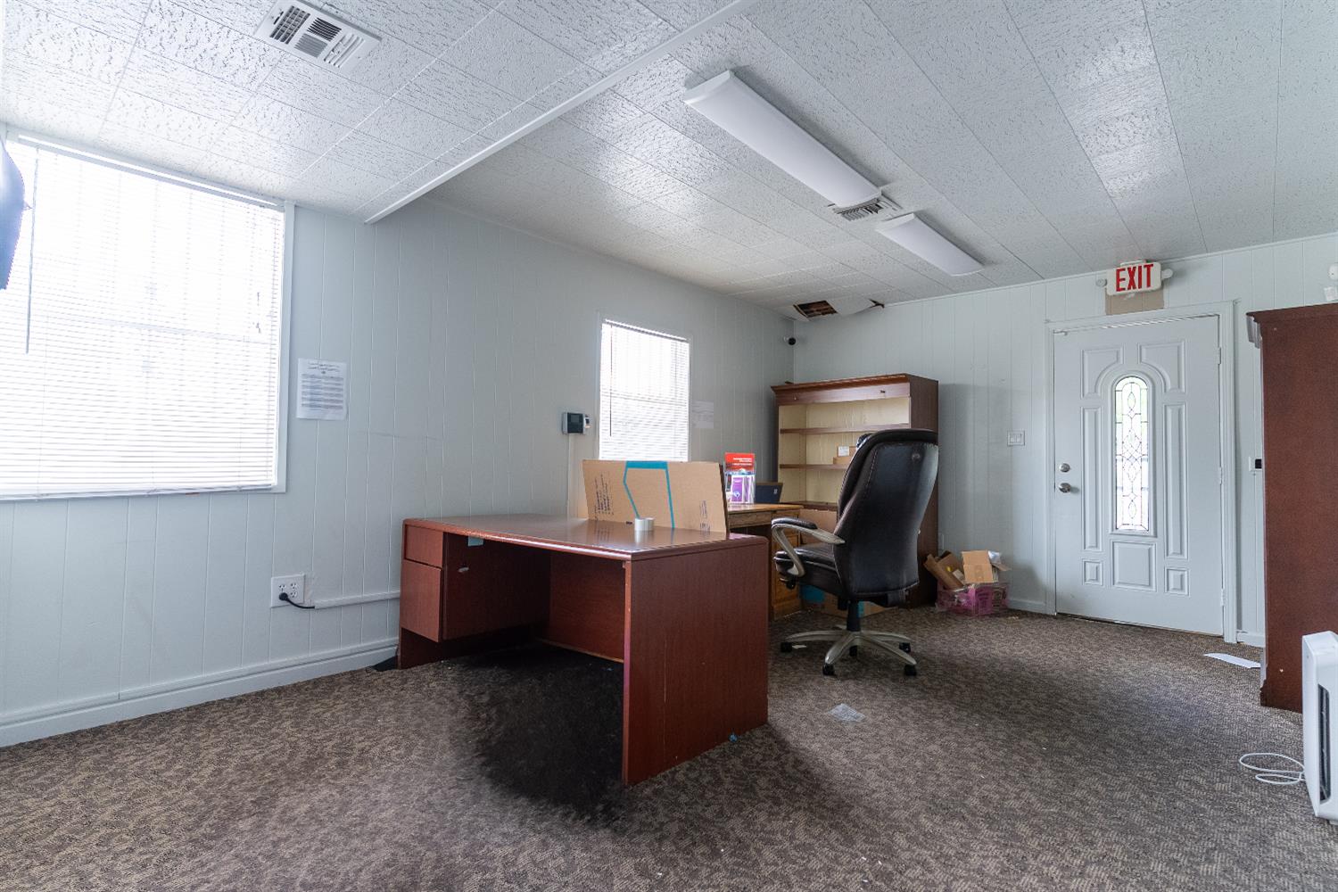 747 E Weldon Ave, Fresno, CA 93704