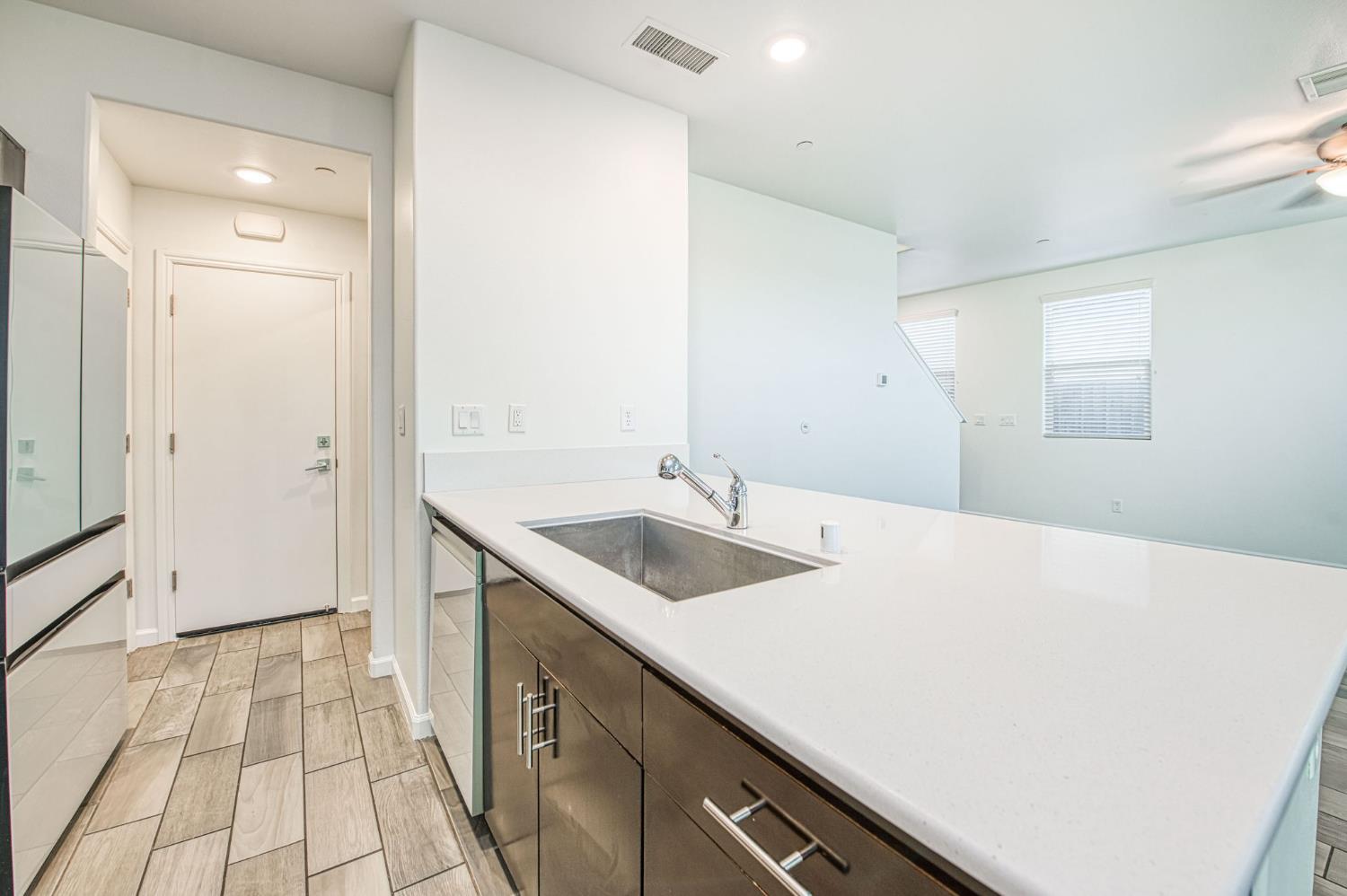 3660 Parkstone Way, Clovis, CA 93619