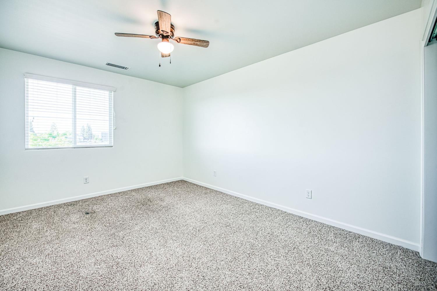 3660 Parkstone Way, Clovis, CA 93619