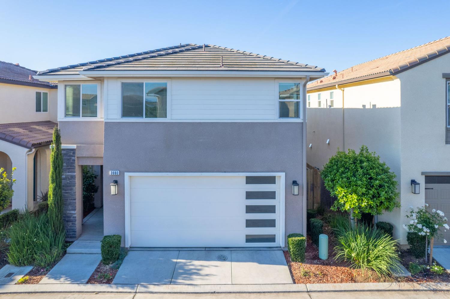 3660 Parkstone Way, Clovis, CA 93619