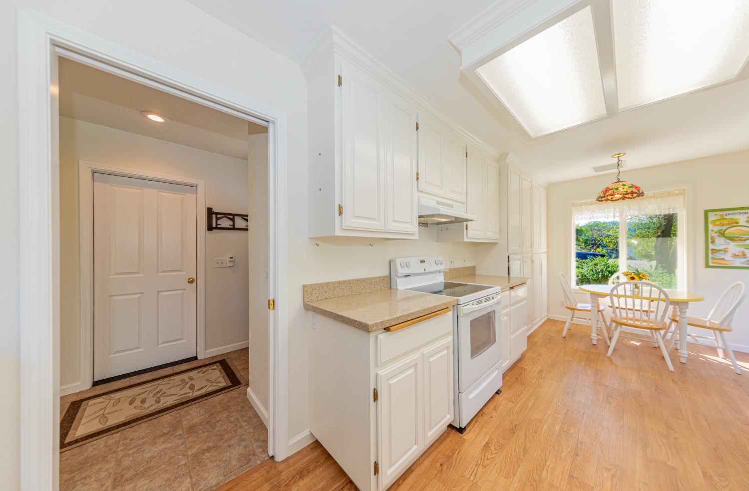 50359 Dovewood Ln, Oakhurst, CA 93644