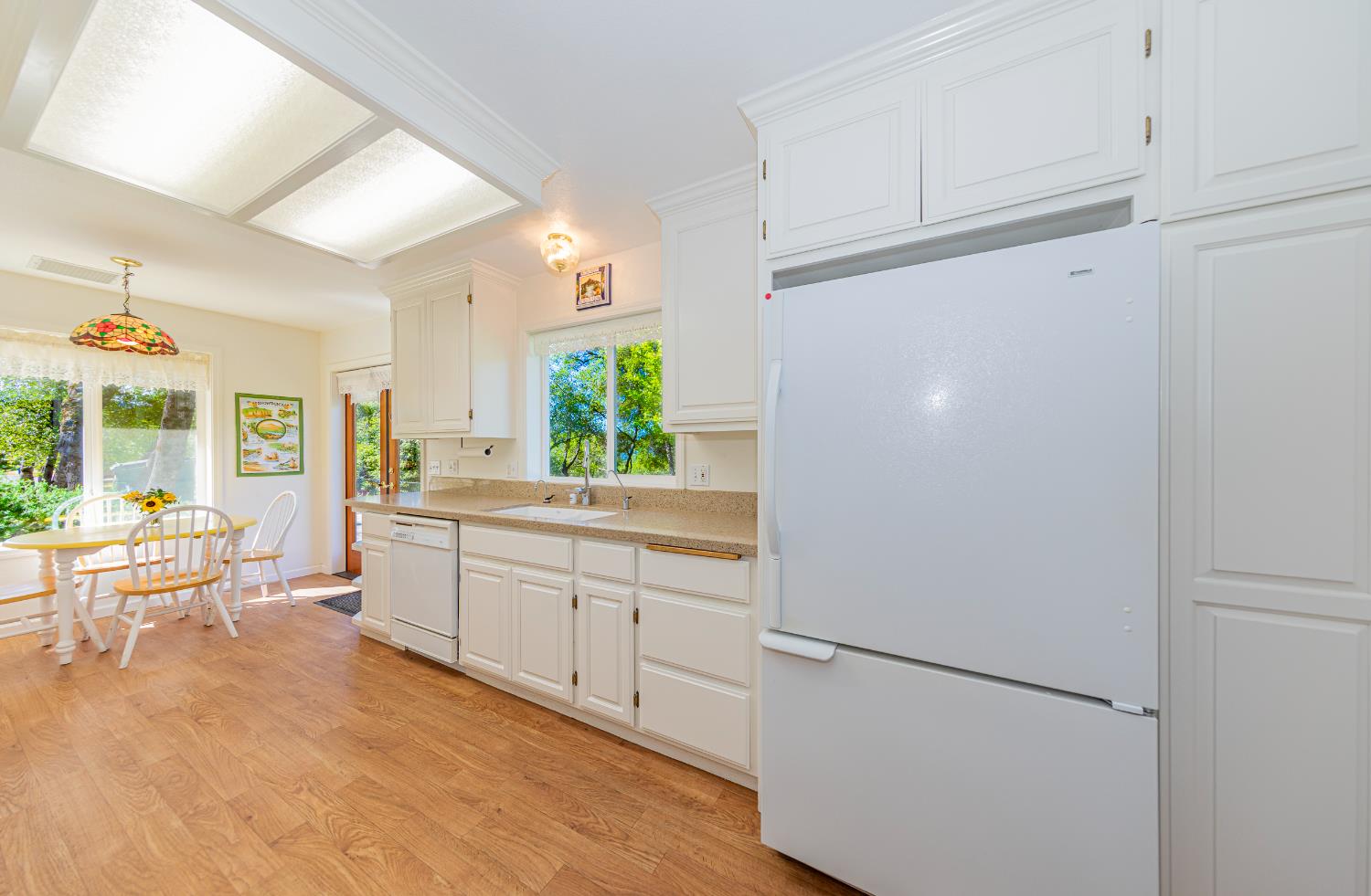 50359 Dovewood Ln, Oakhurst, CA 93644