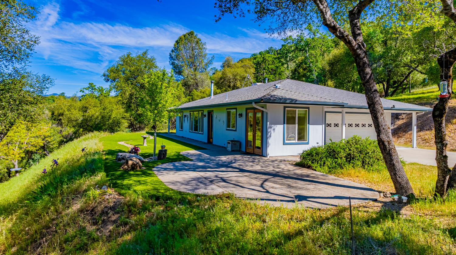 50359 Dovewood Ln, Oakhurst, CA 93644