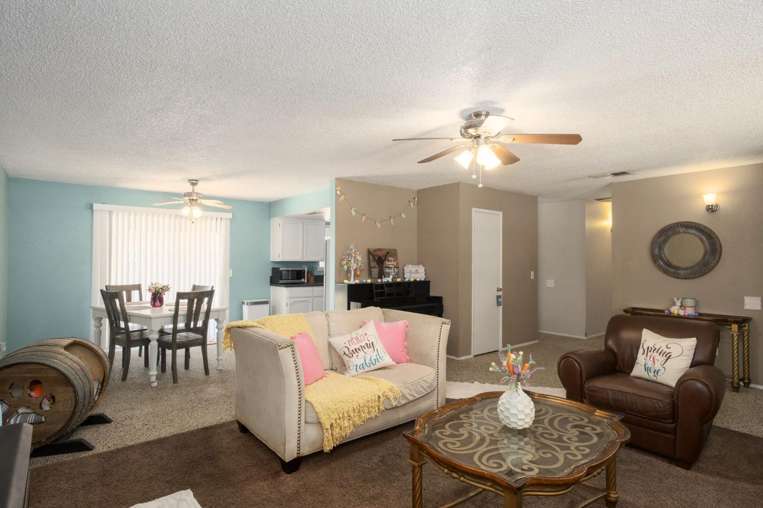 991 7Th Avenue Dr, Kingsburg, CA 93631