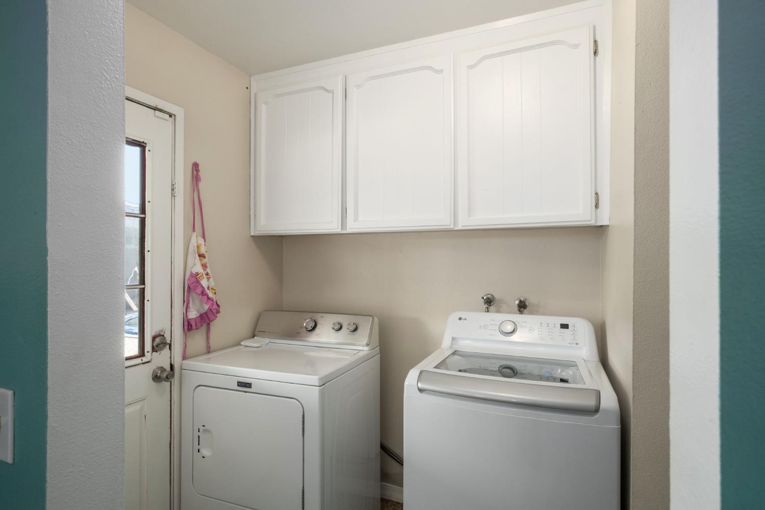 991 7Th Avenue Dr, Kingsburg, CA 93631