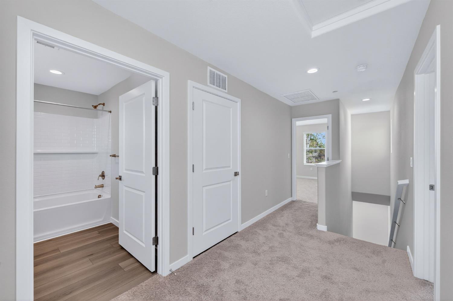 787 Laina Ave, Madera, CA 93636