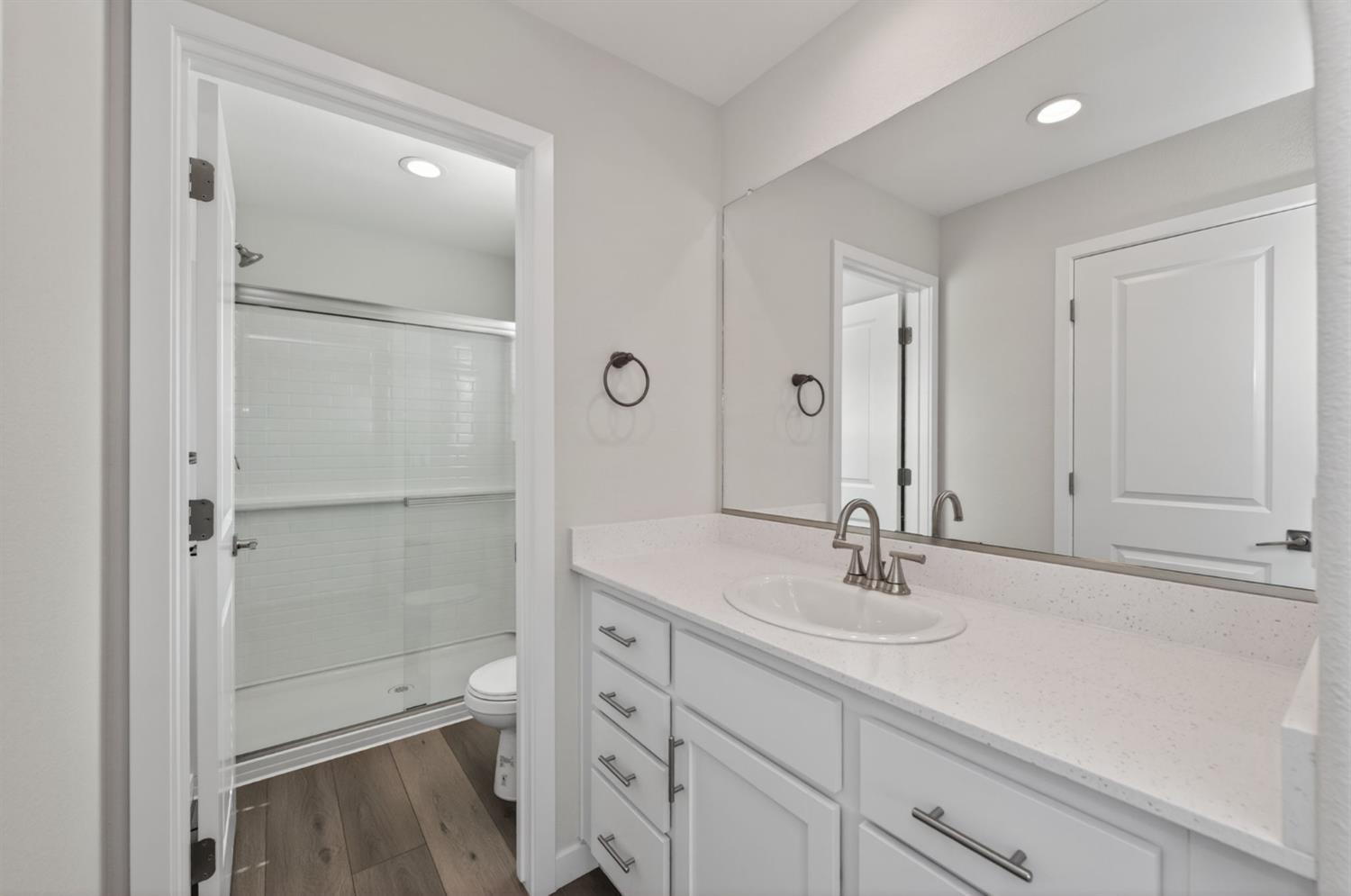 787 Laina Ave, Madera, CA 93636