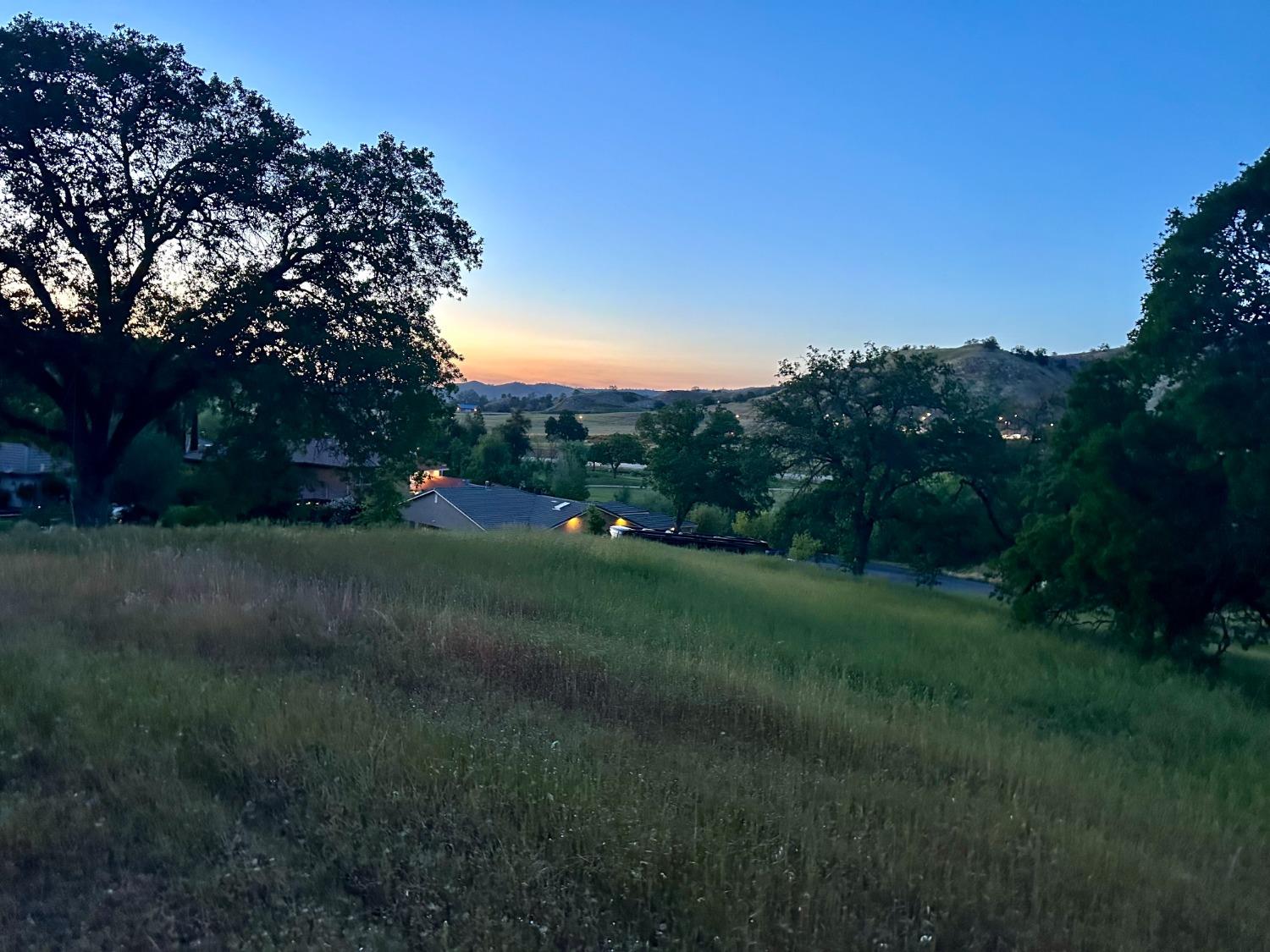 7 Glenhaven Ln, Friant, CA 93626