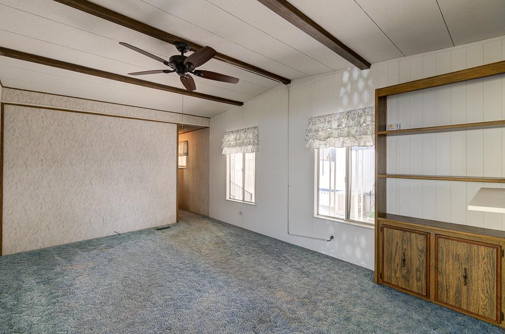 1724 Minnewawa #8, Clovis, CA 93612