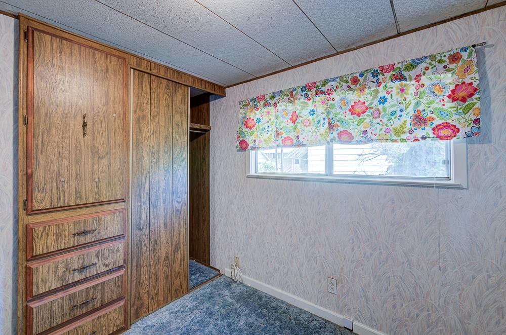 1724 Minnewawa #8, Clovis, CA 93612