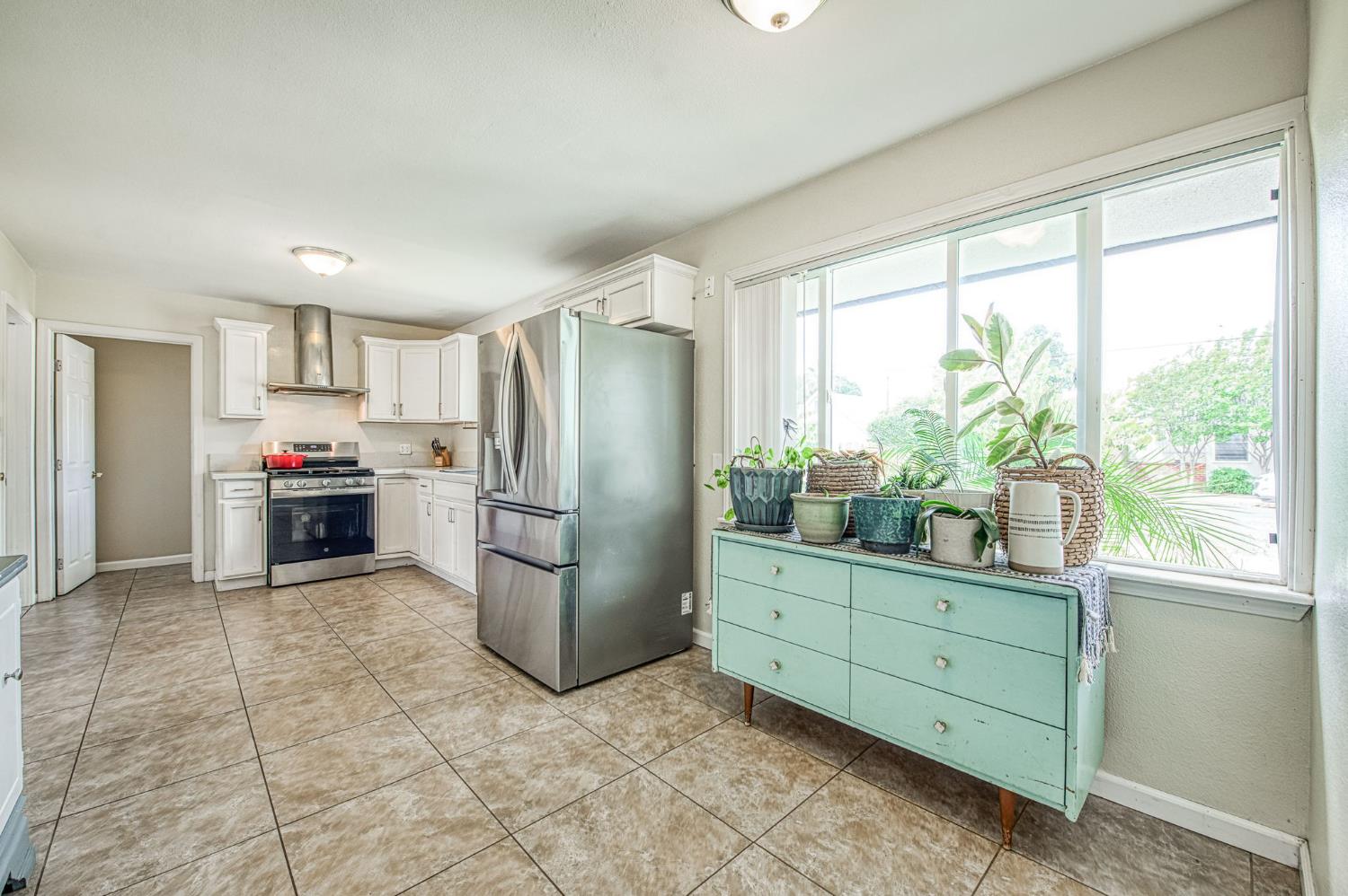 3334 N Harrison, Fresno, CA 93704