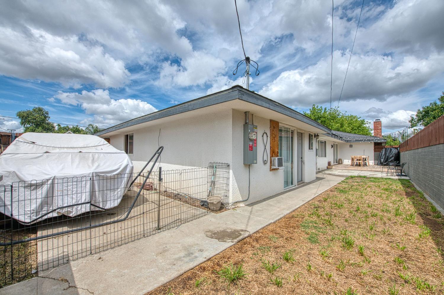 3334 N Harrison, Fresno, CA 93704