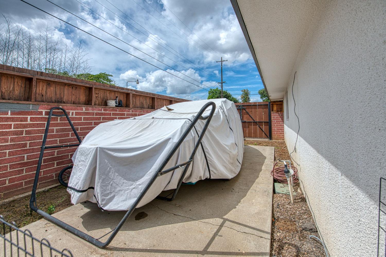 3334 N Harrison, Fresno, CA 93704