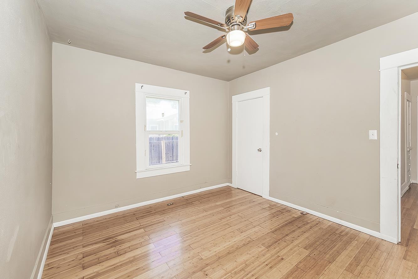 1044 E Cornell Ave, Fresno, CA 93704