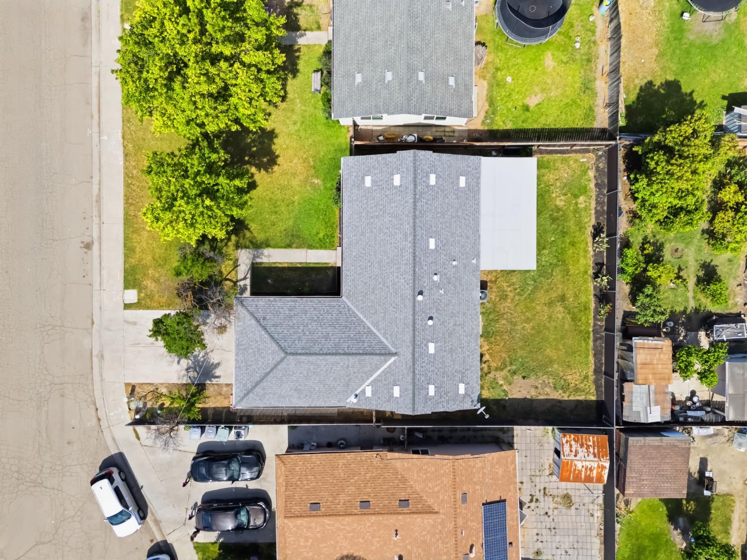 8420 4Th St, San Joaquin, CA 93660