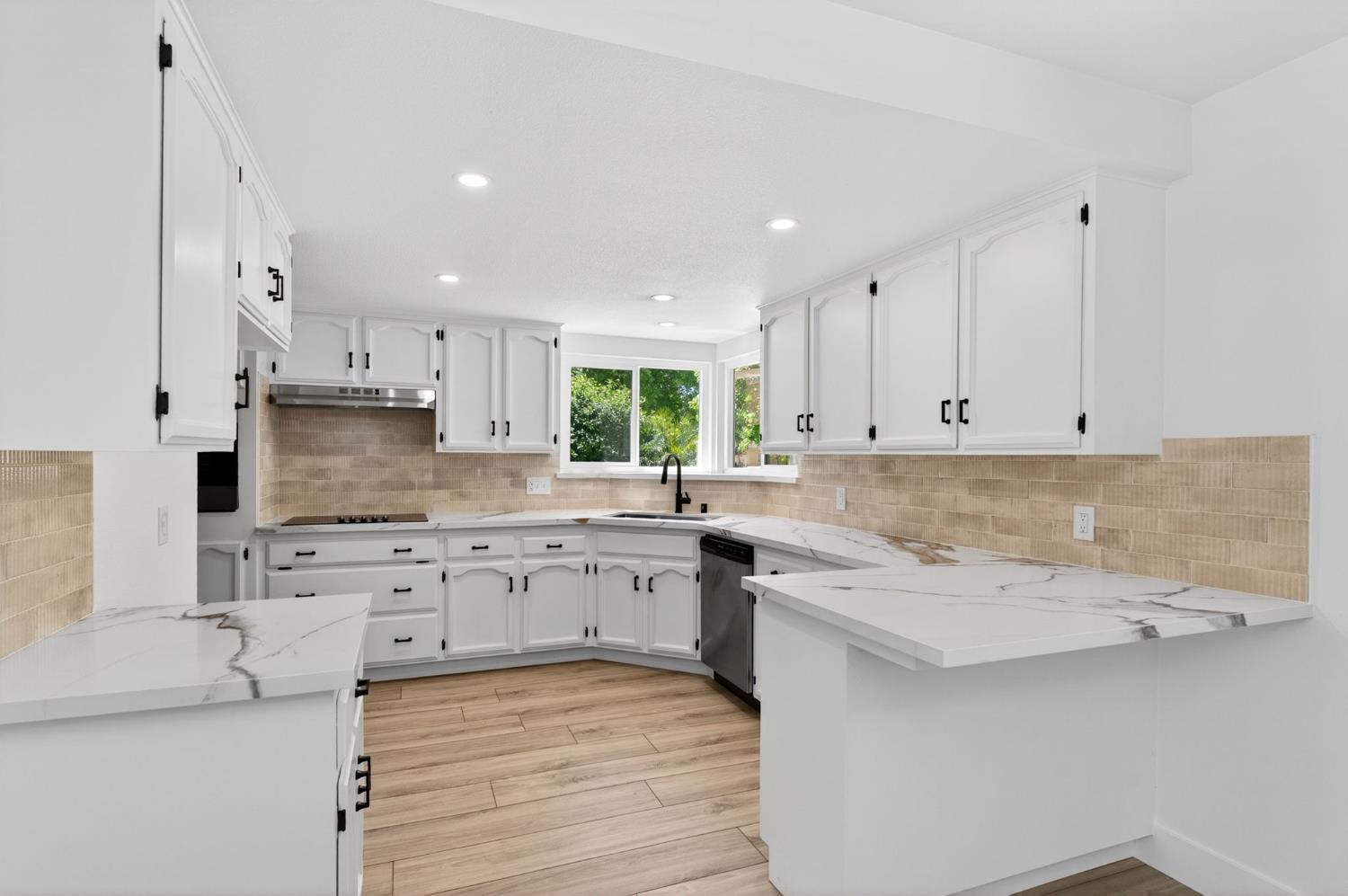 6616 N Chance Ave, Fresno, CA 93710