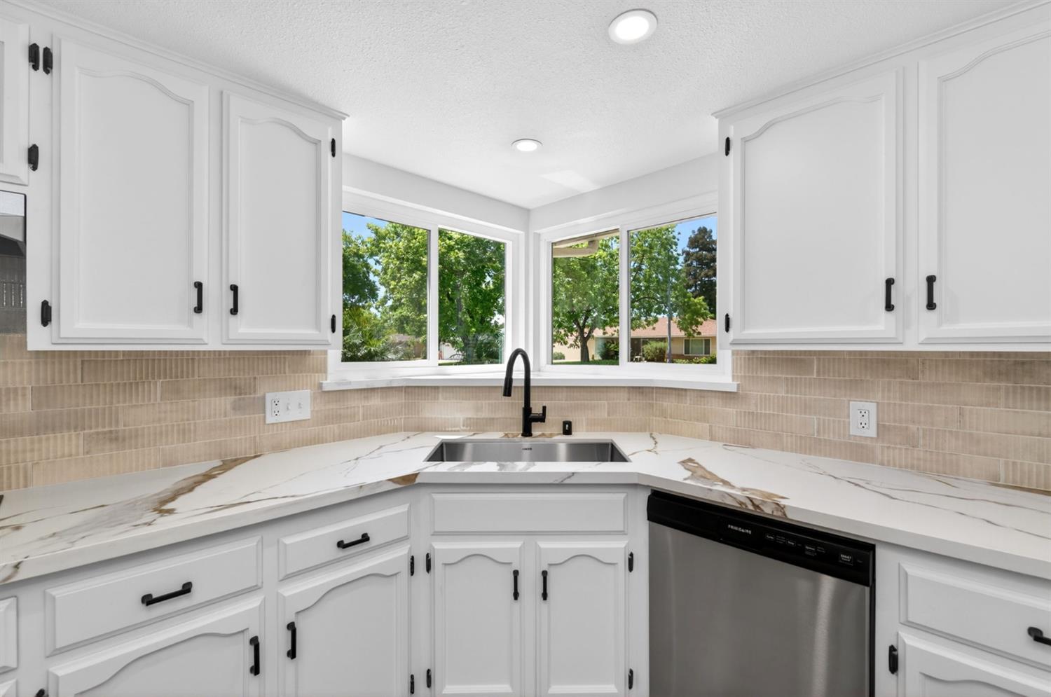 6616 N Chance Ave, Fresno, CA 93710