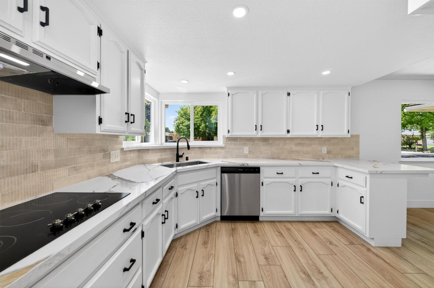 6616 N Chance Ave, Fresno, CA 93710