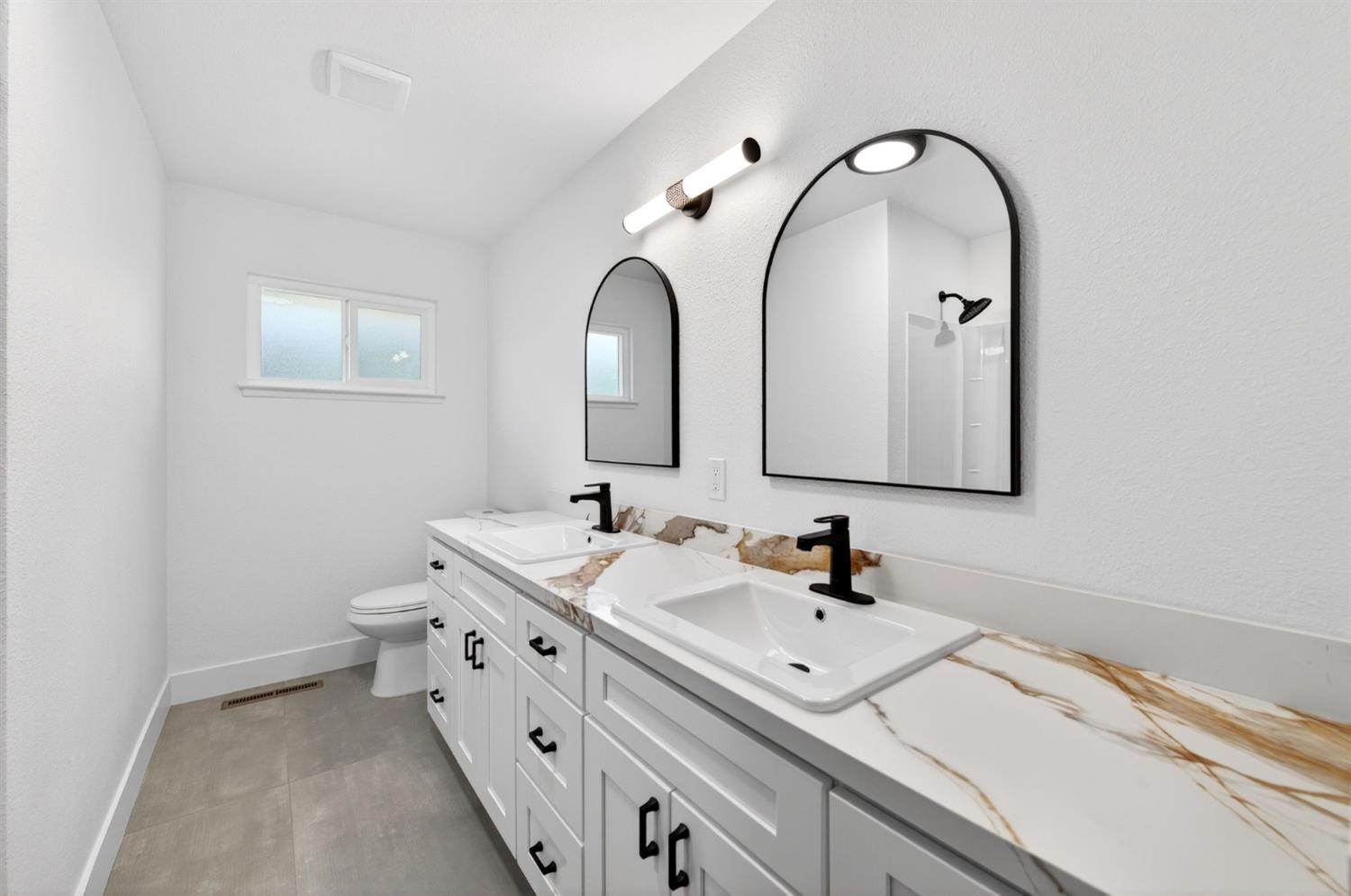 6616 N Chance Ave, Fresno, CA 93710