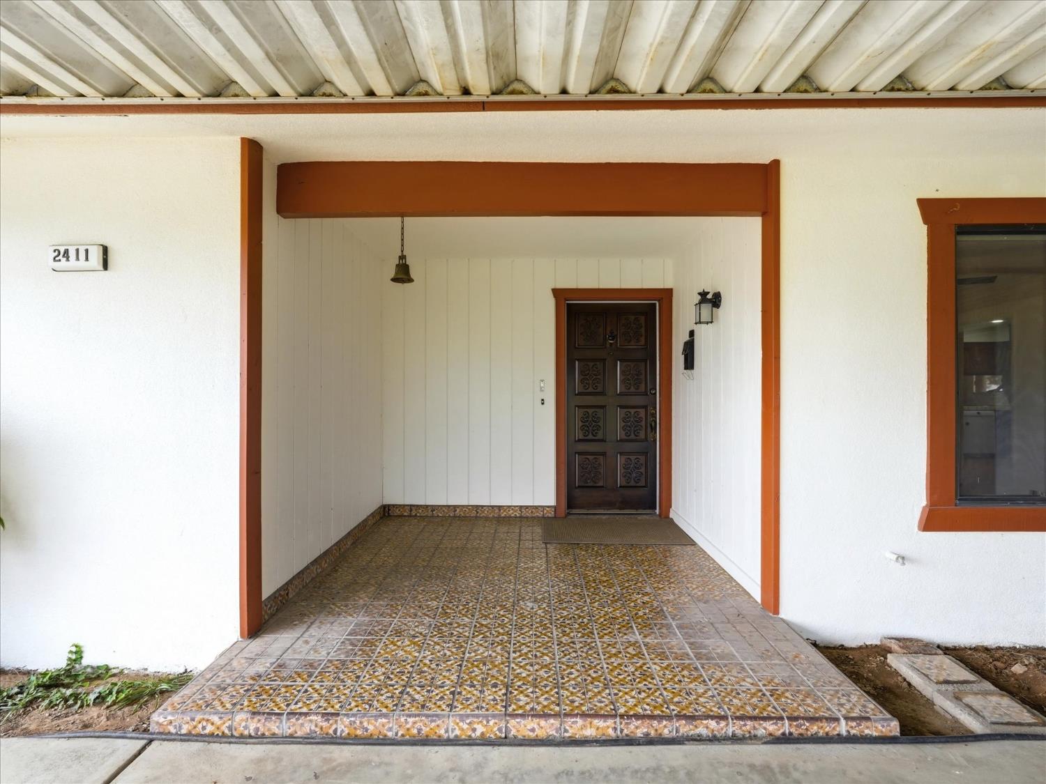 2411 N Ring Ave, Fresno, CA 93723