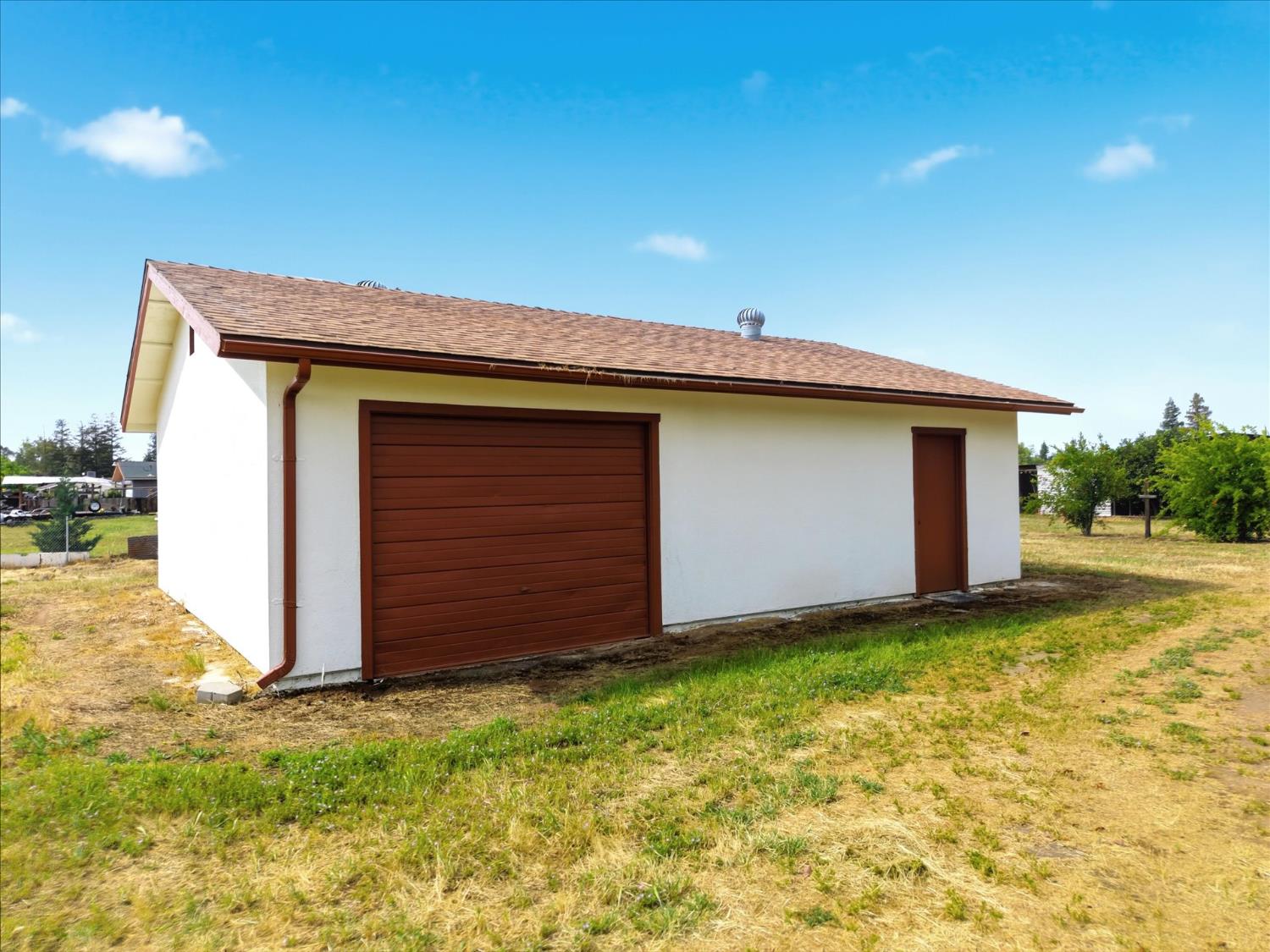 2411 N Ring Ave, Fresno, CA 93723