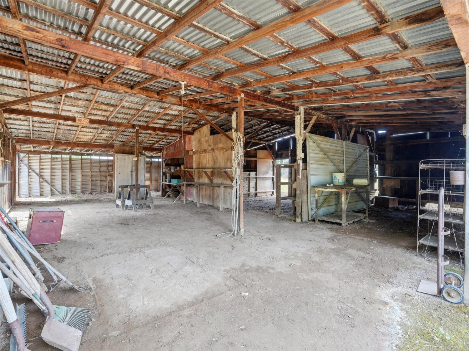 2411 N Ring Ave, Fresno, CA 93723