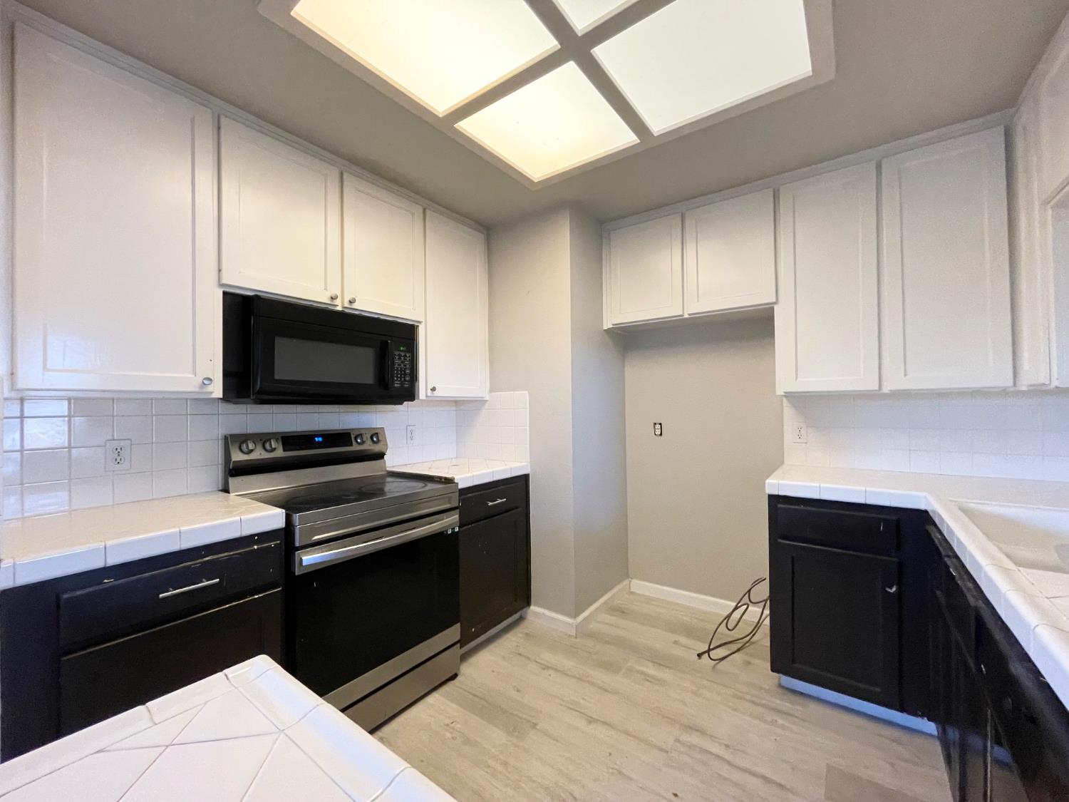 5706 W Ellery Ave, Fresno, CA 93722