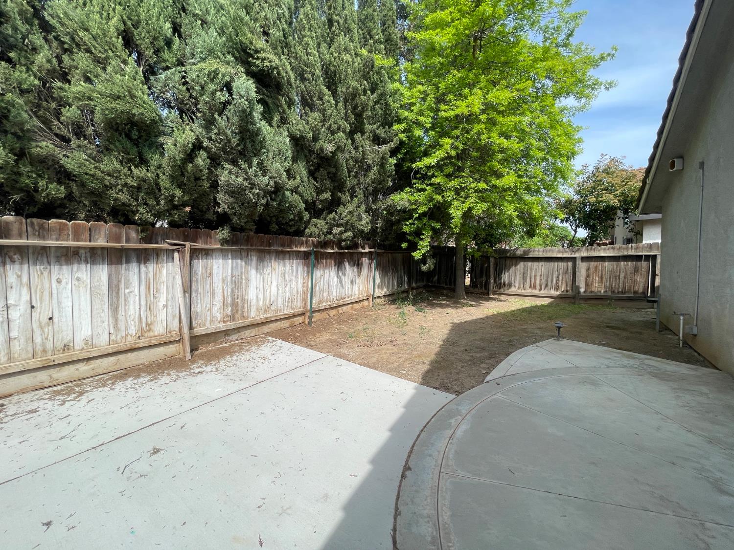 5706 W Ellery Ave, Fresno, CA 93722