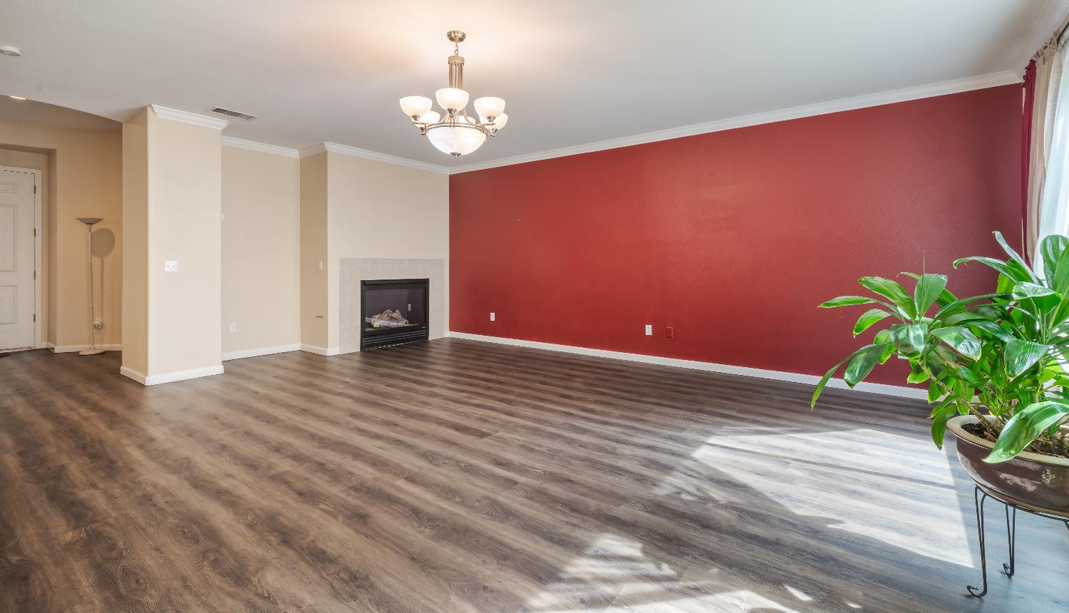 2222 Carson Ave, Clovis, CA 93611