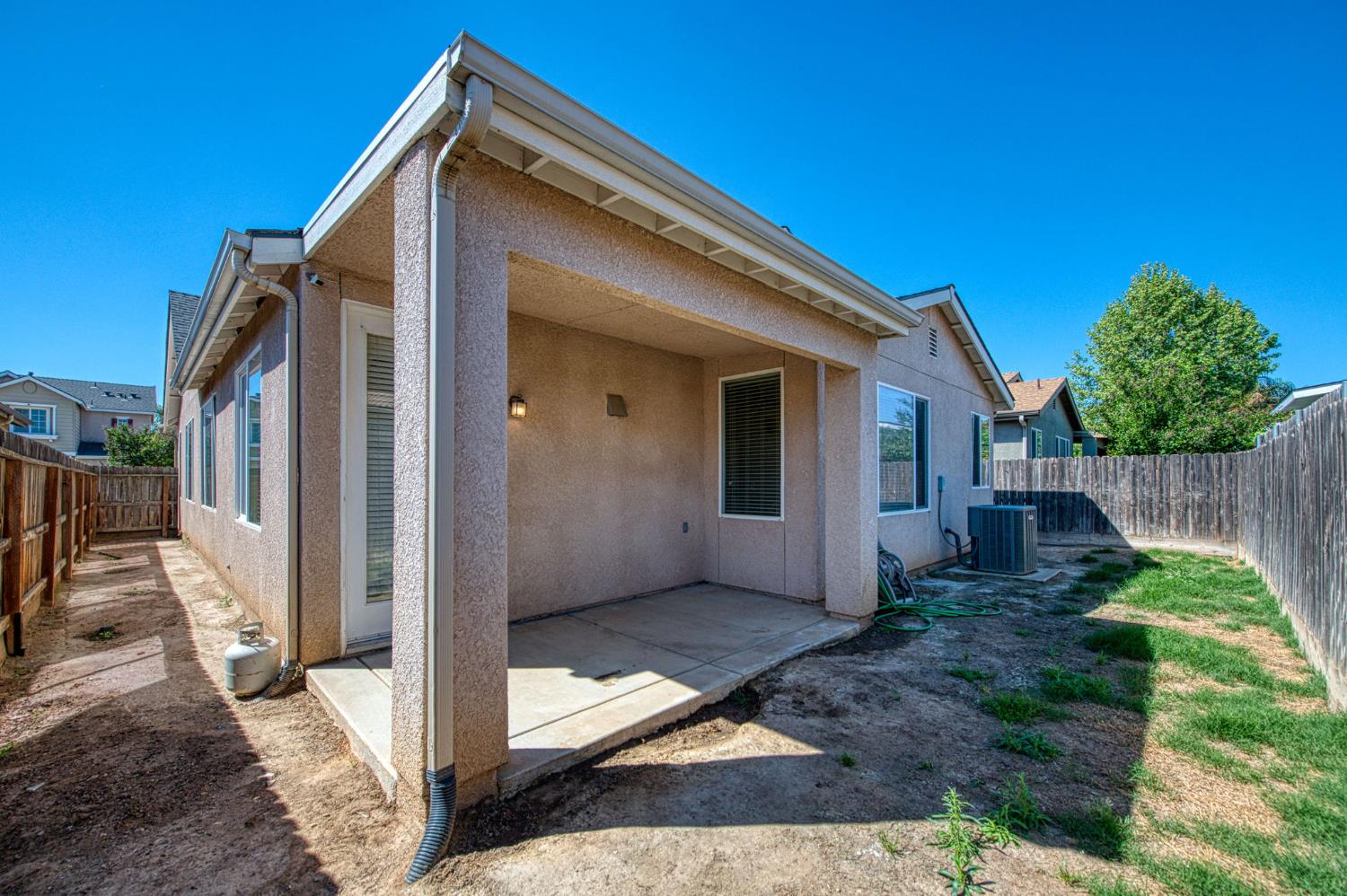 7362 E Ramona Way, Fresno, CA 93737