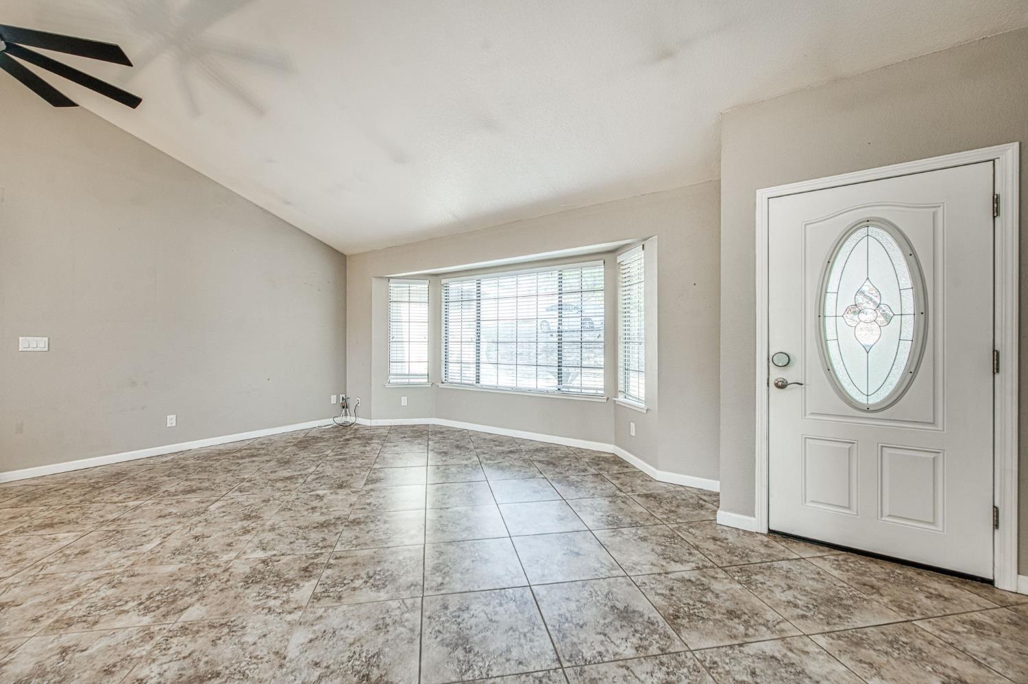 33717 River Knolls Rd, Coarsegold, CA 93614