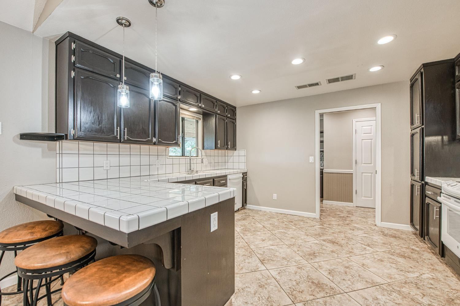 33717 River Knolls Rd, Coarsegold, CA 93614