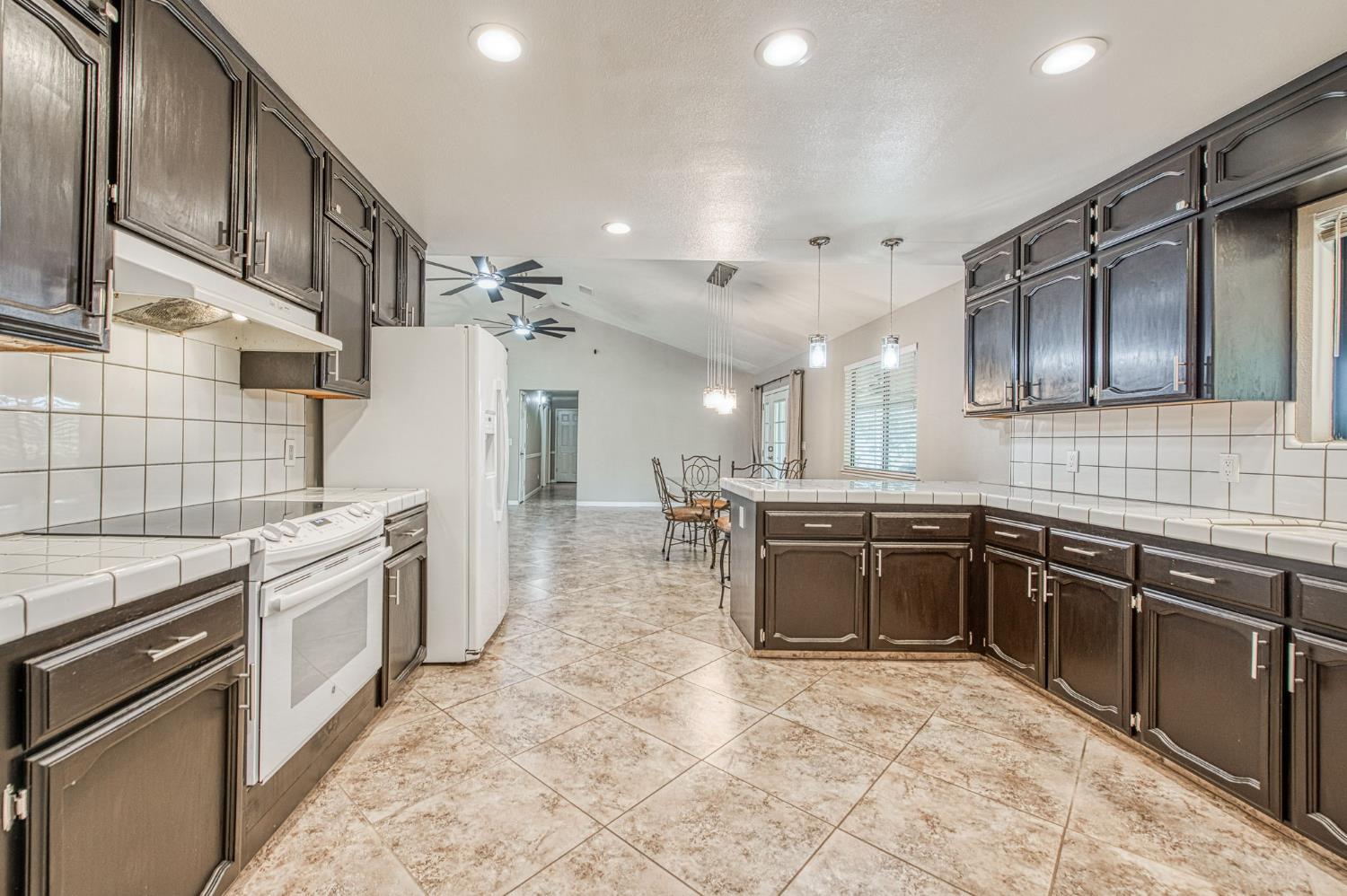 33717 River Knolls Rd, Coarsegold, CA 93614