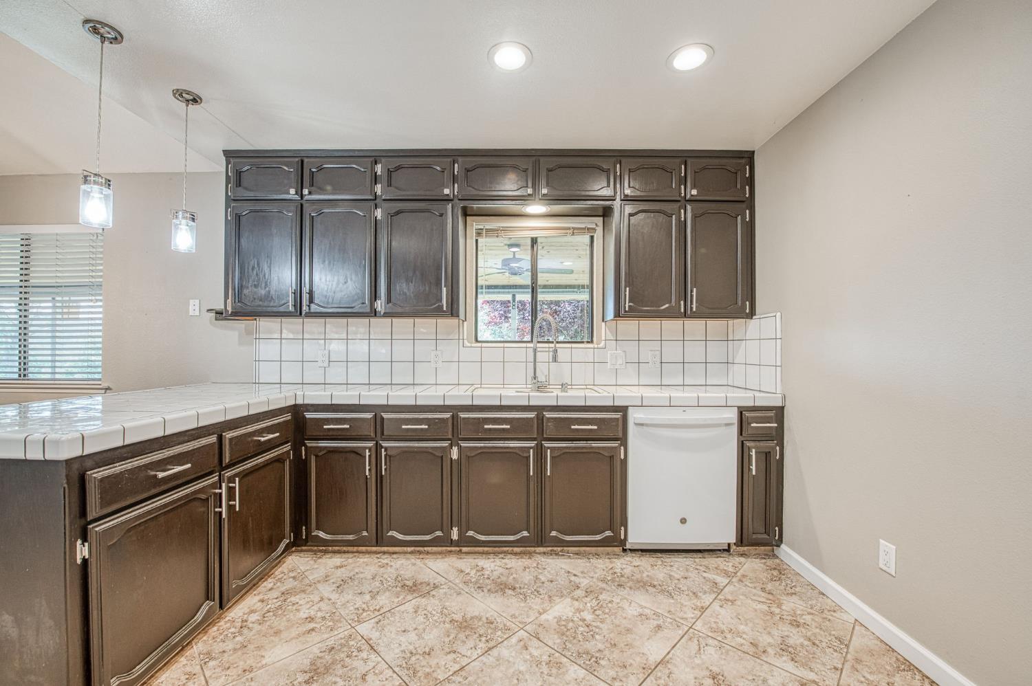 33717 River Knolls Rd, Coarsegold, CA 93614