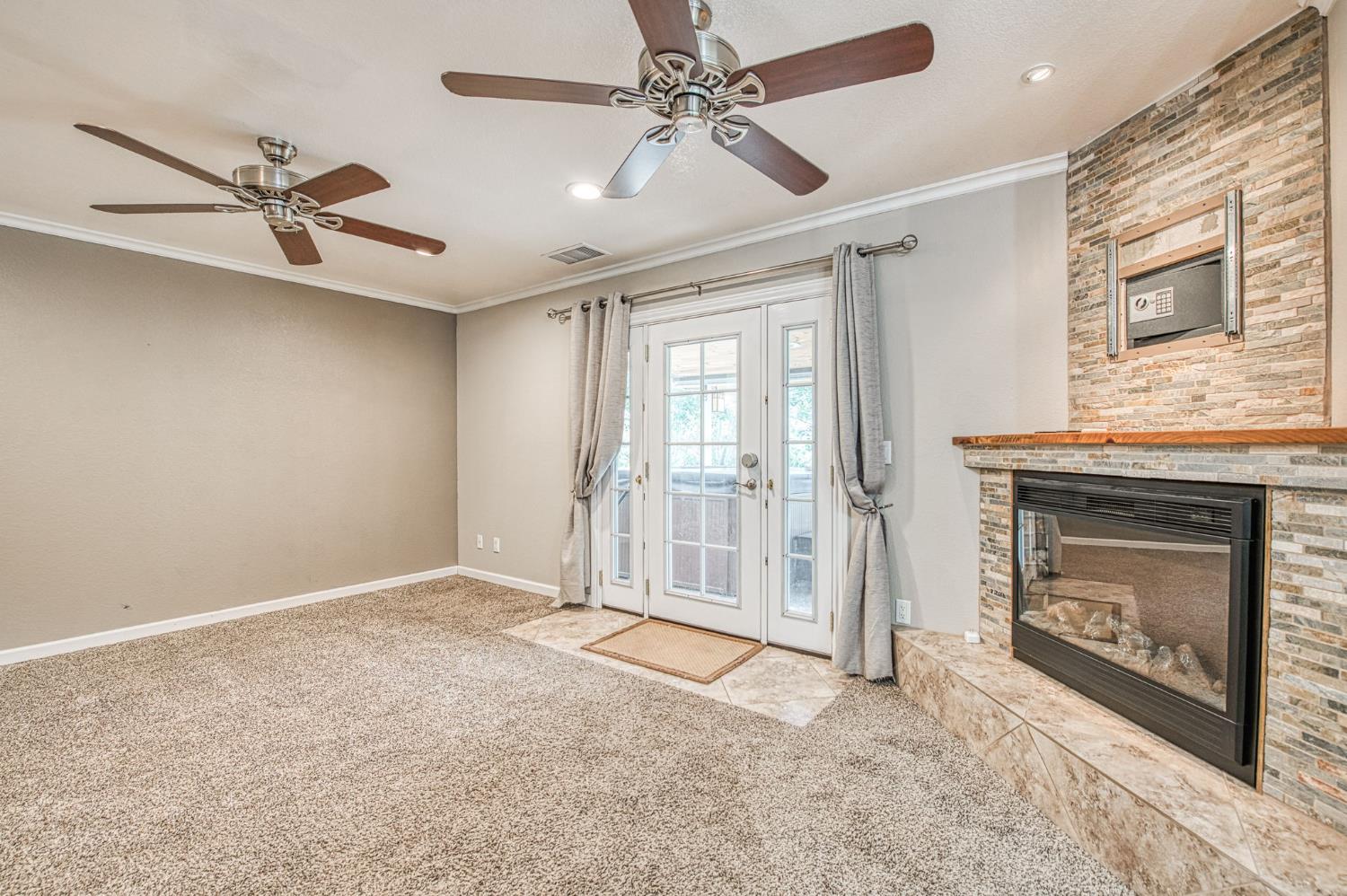 33717 River Knolls Rd, Coarsegold, CA 93614