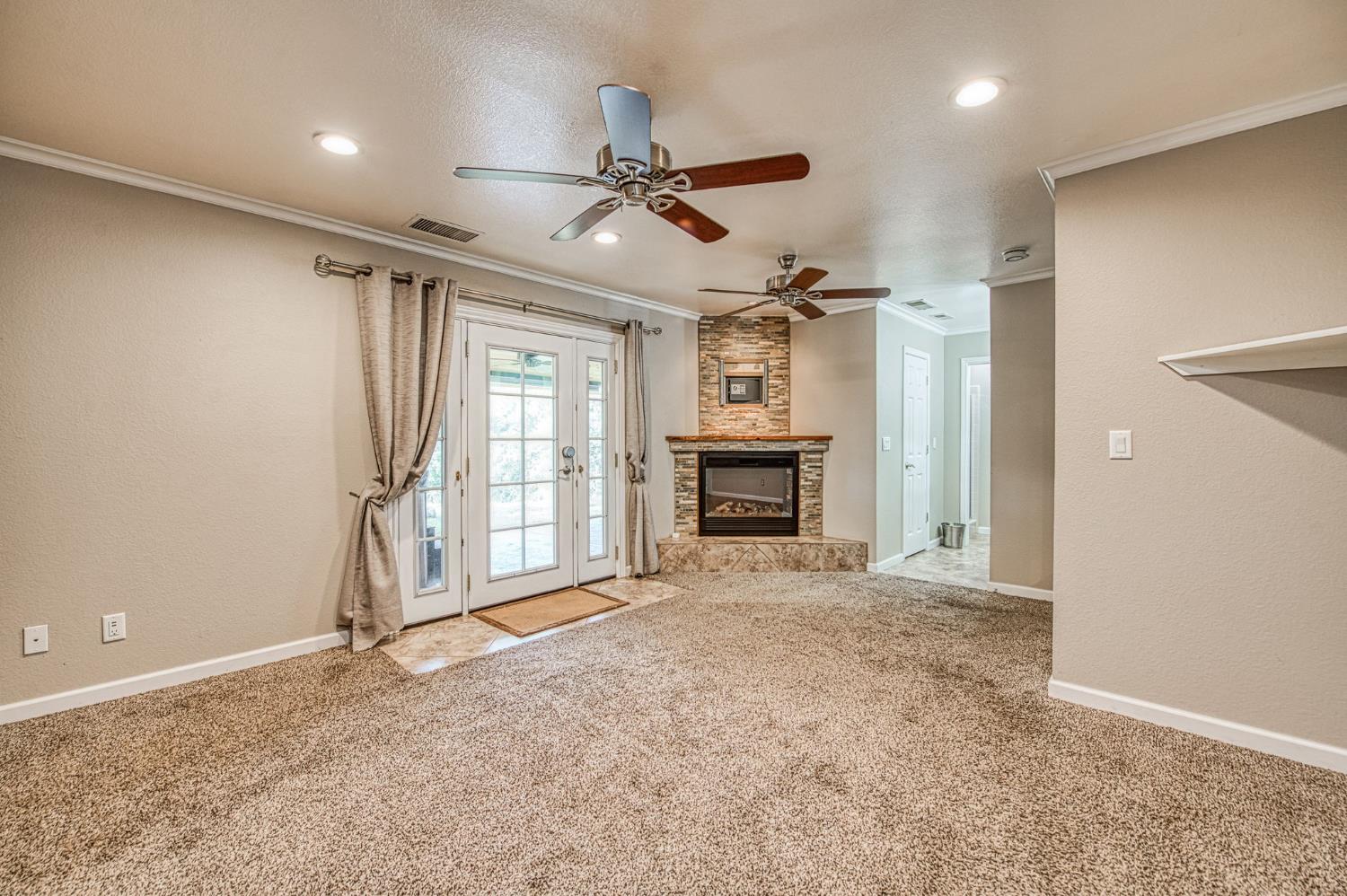 33717 River Knolls Rd, Coarsegold, CA 93614