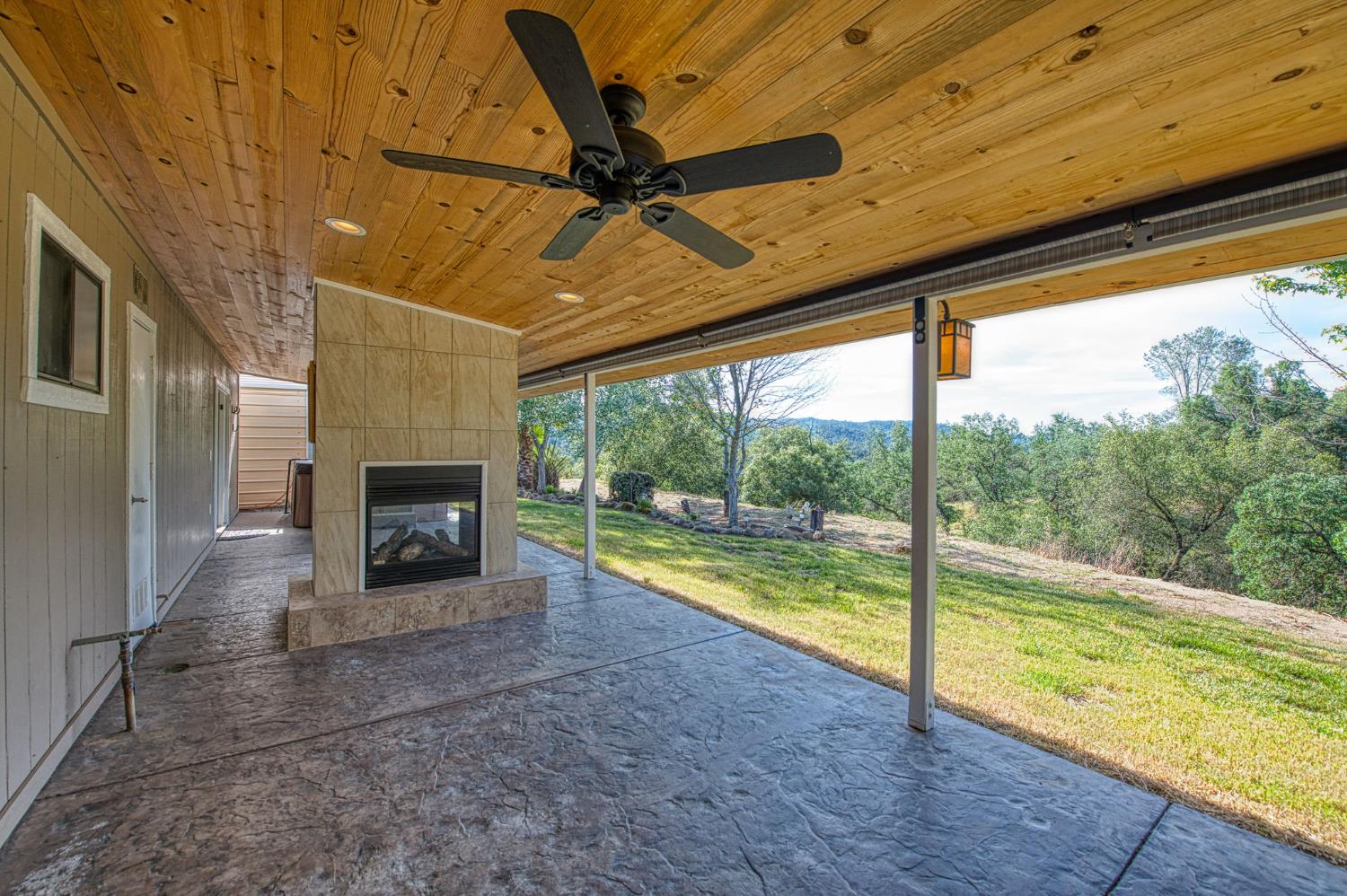 33717 River Knolls Rd, Coarsegold, CA 93614