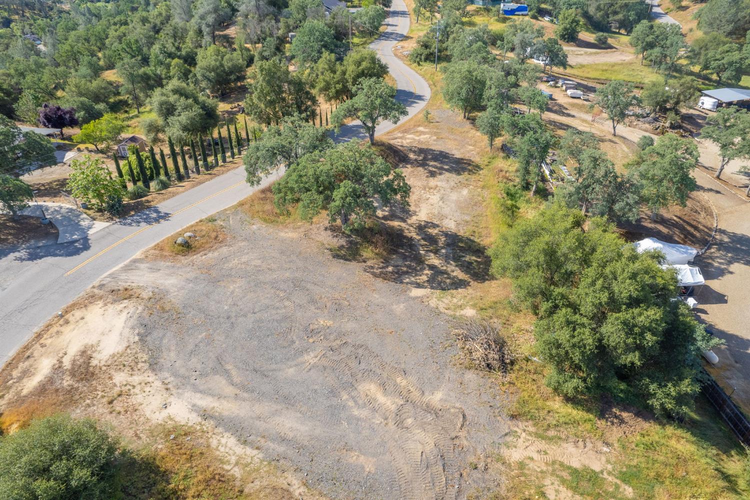 33717 River Knolls Rd, Coarsegold, CA 93614