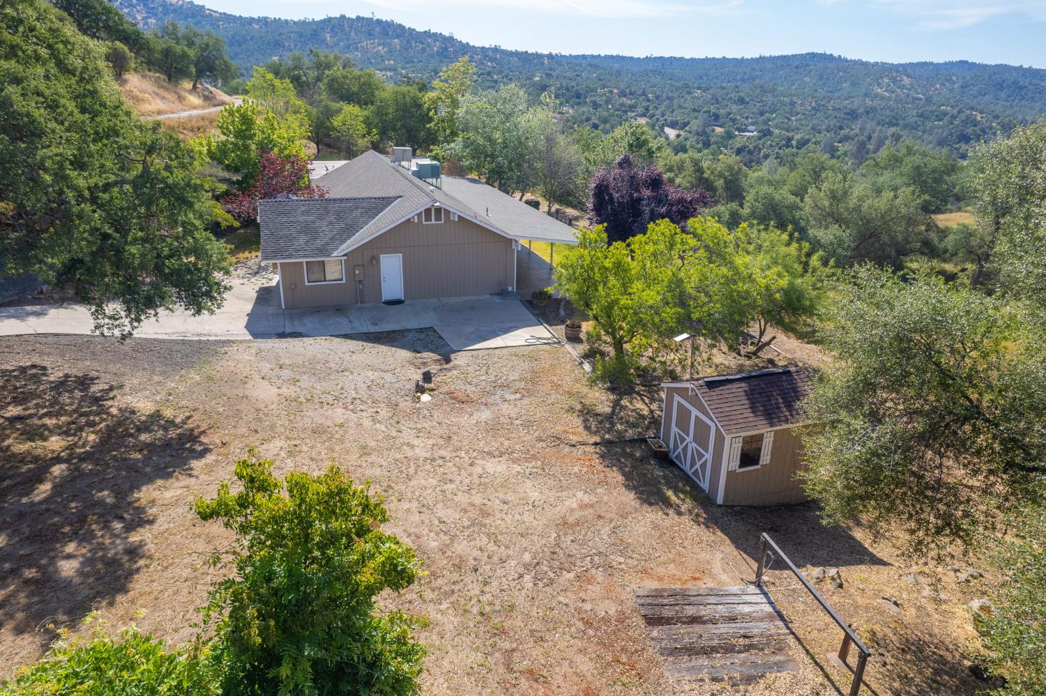 33717 River Knolls Rd, Coarsegold, CA 93614