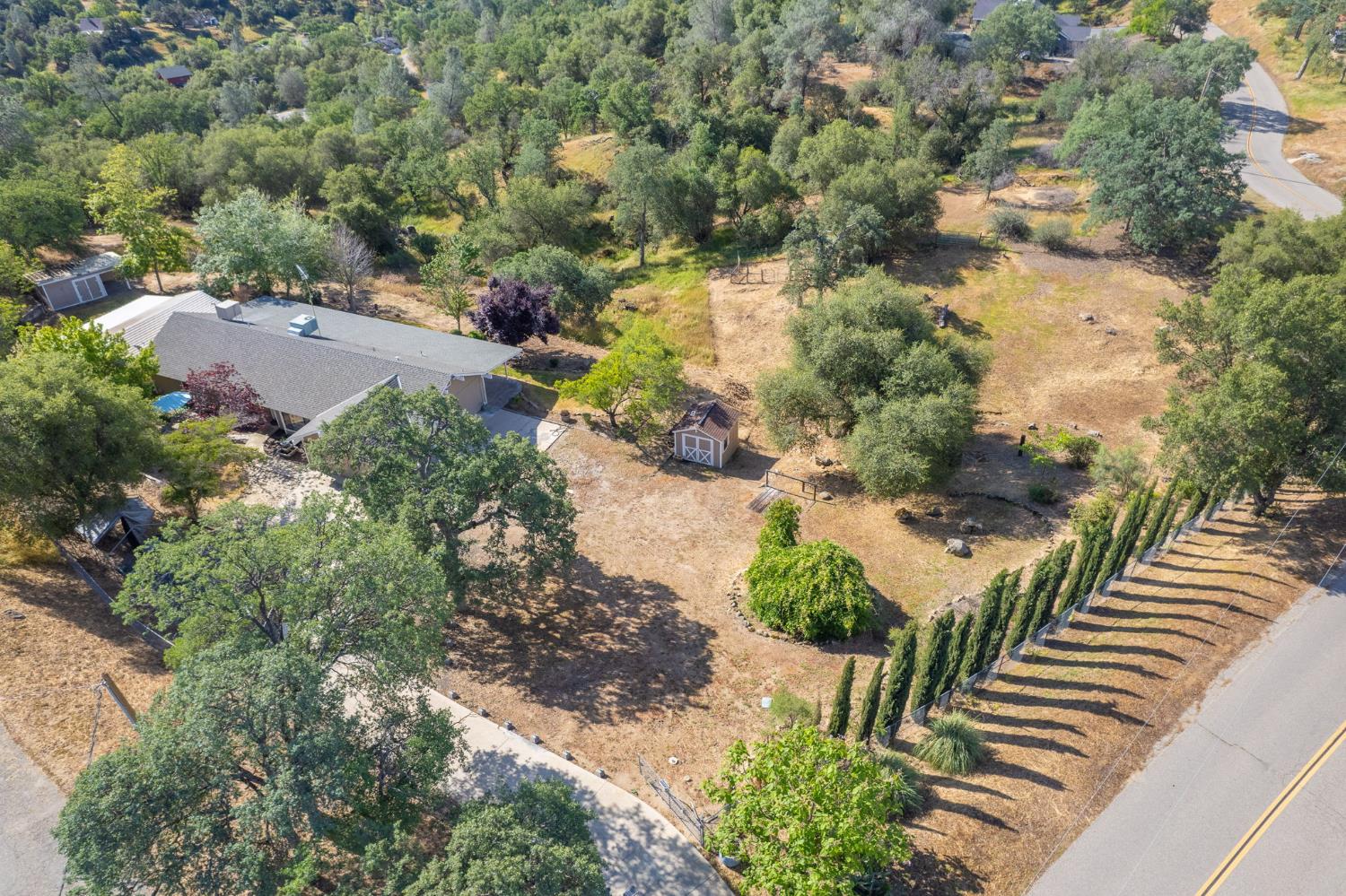 33717 River Knolls Rd, Coarsegold, CA 93614