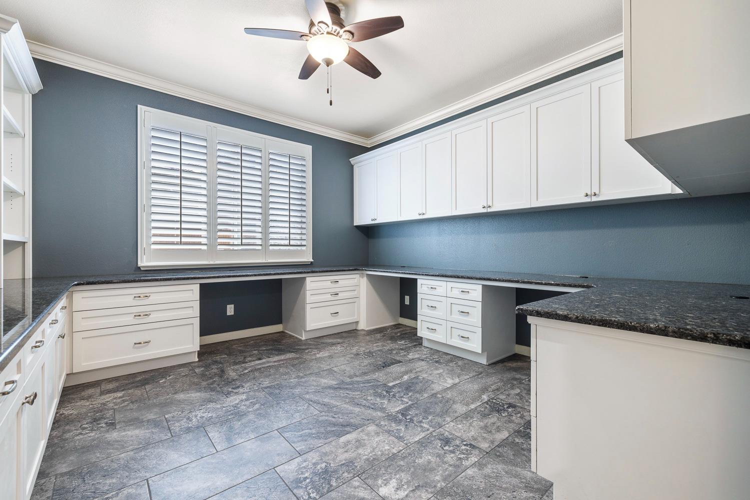 1945 N Emil Ave, Clovis, CA 93619