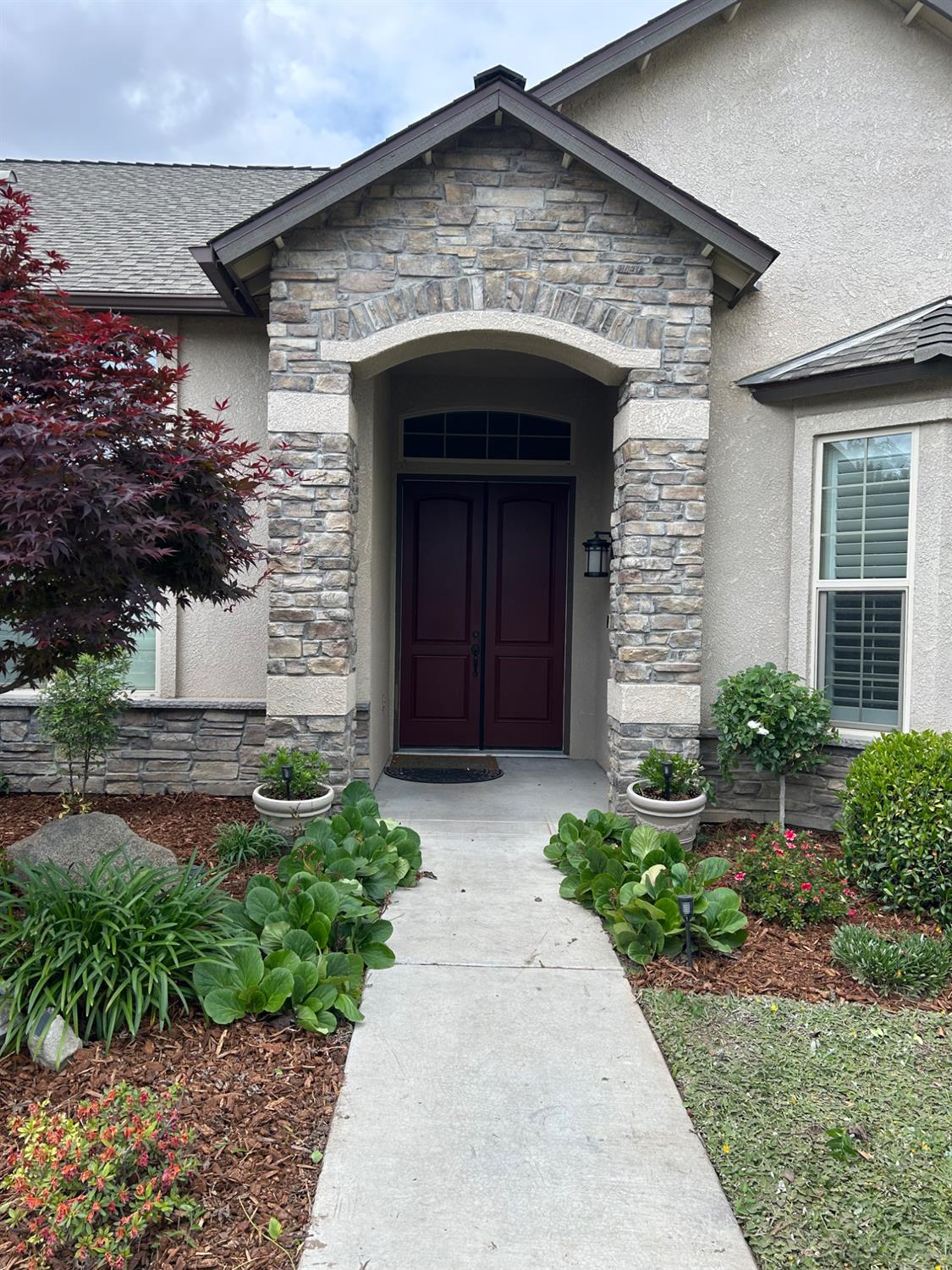 2877 23rd Ct, Kingsburg, CA 93631