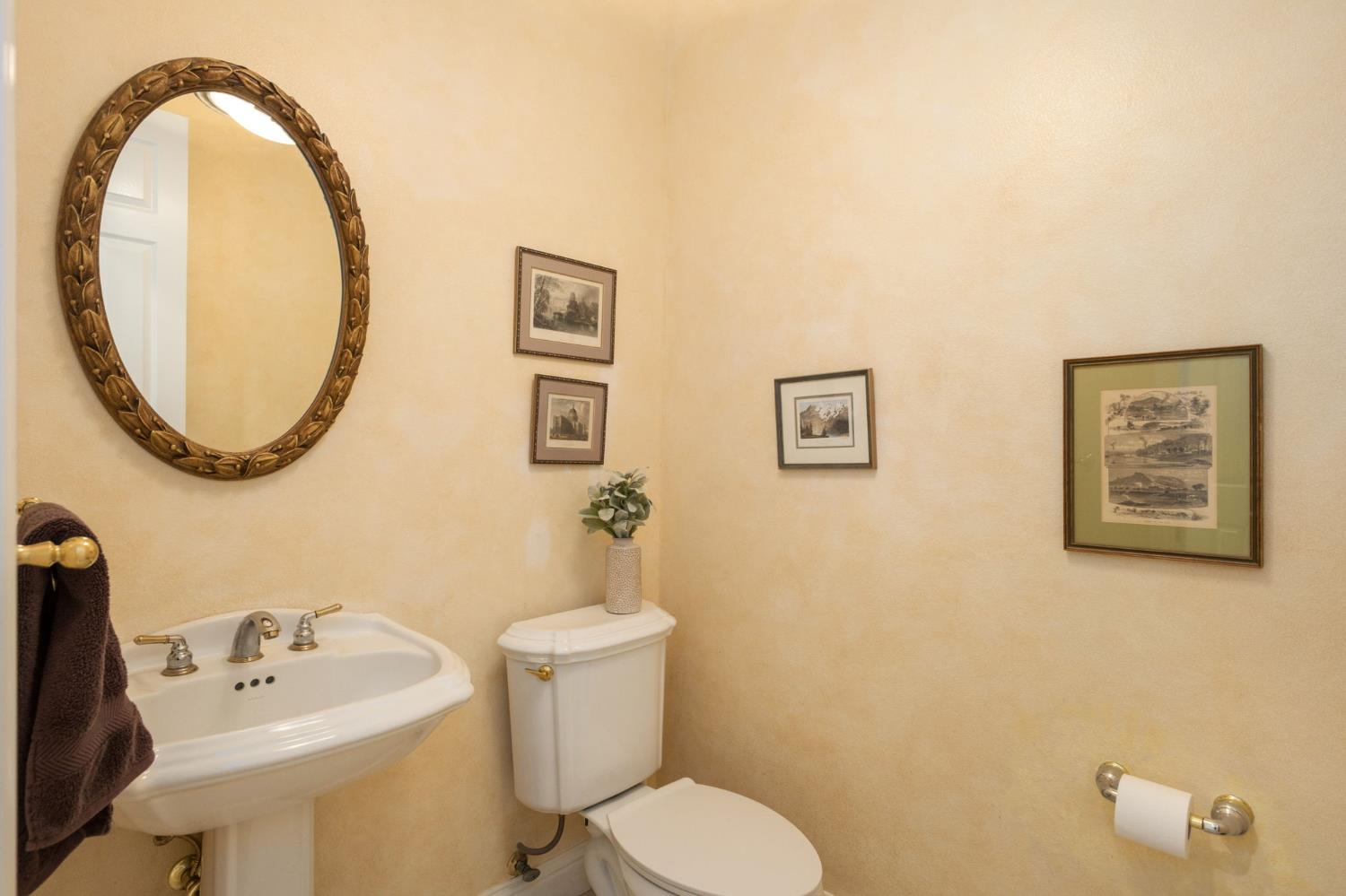 3386 E Via Monte Verdi Ave, Clovis, CA 93619