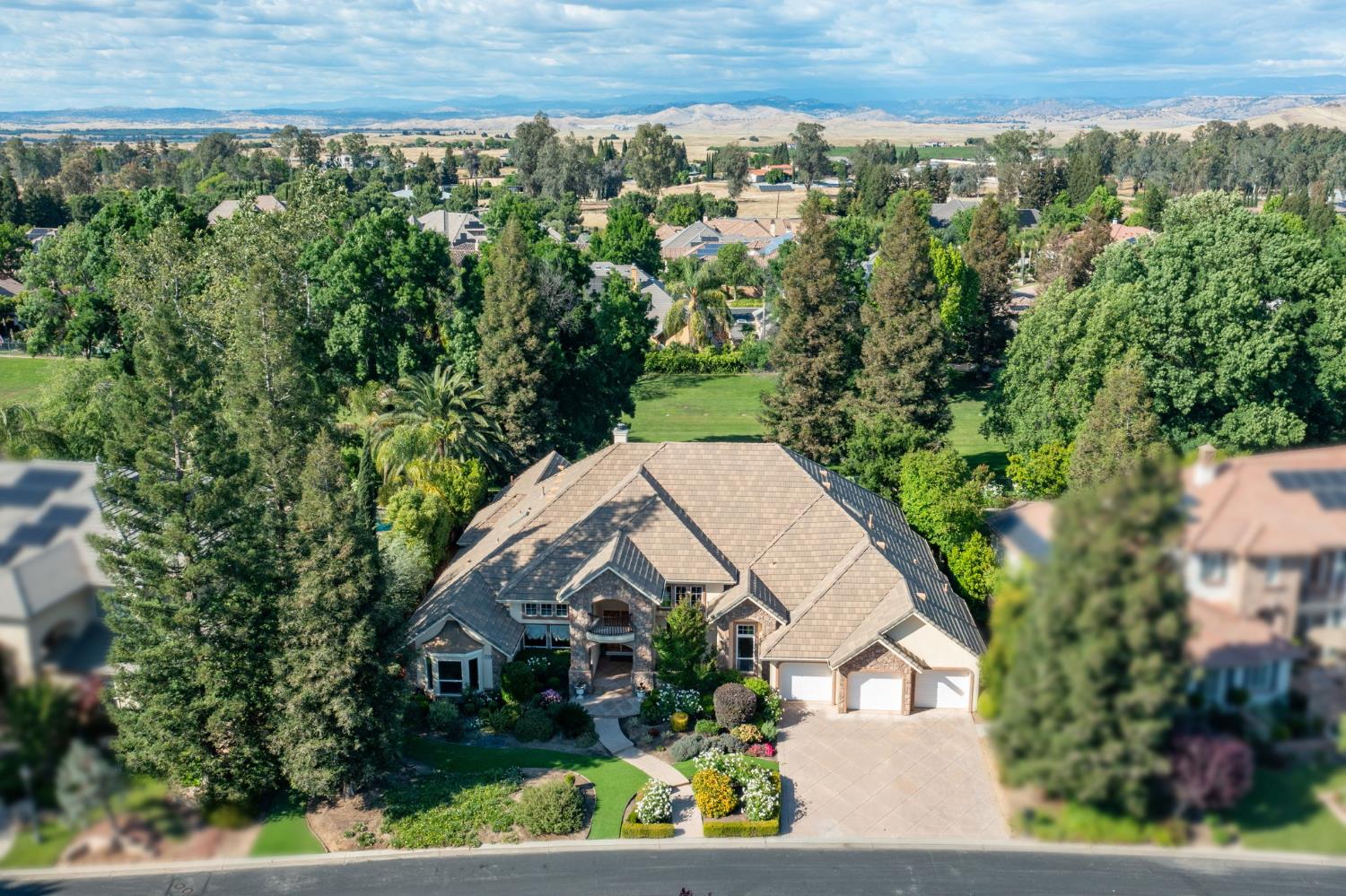 3386 E Via Monte Verdi Ave, Clovis, CA 93619