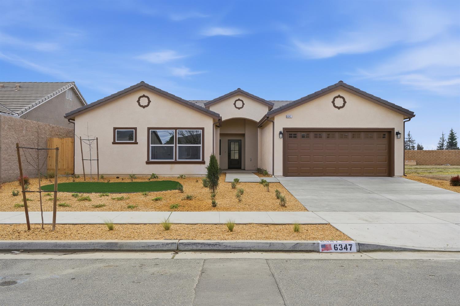 6347 W Elowin, Visalia, CA 93291