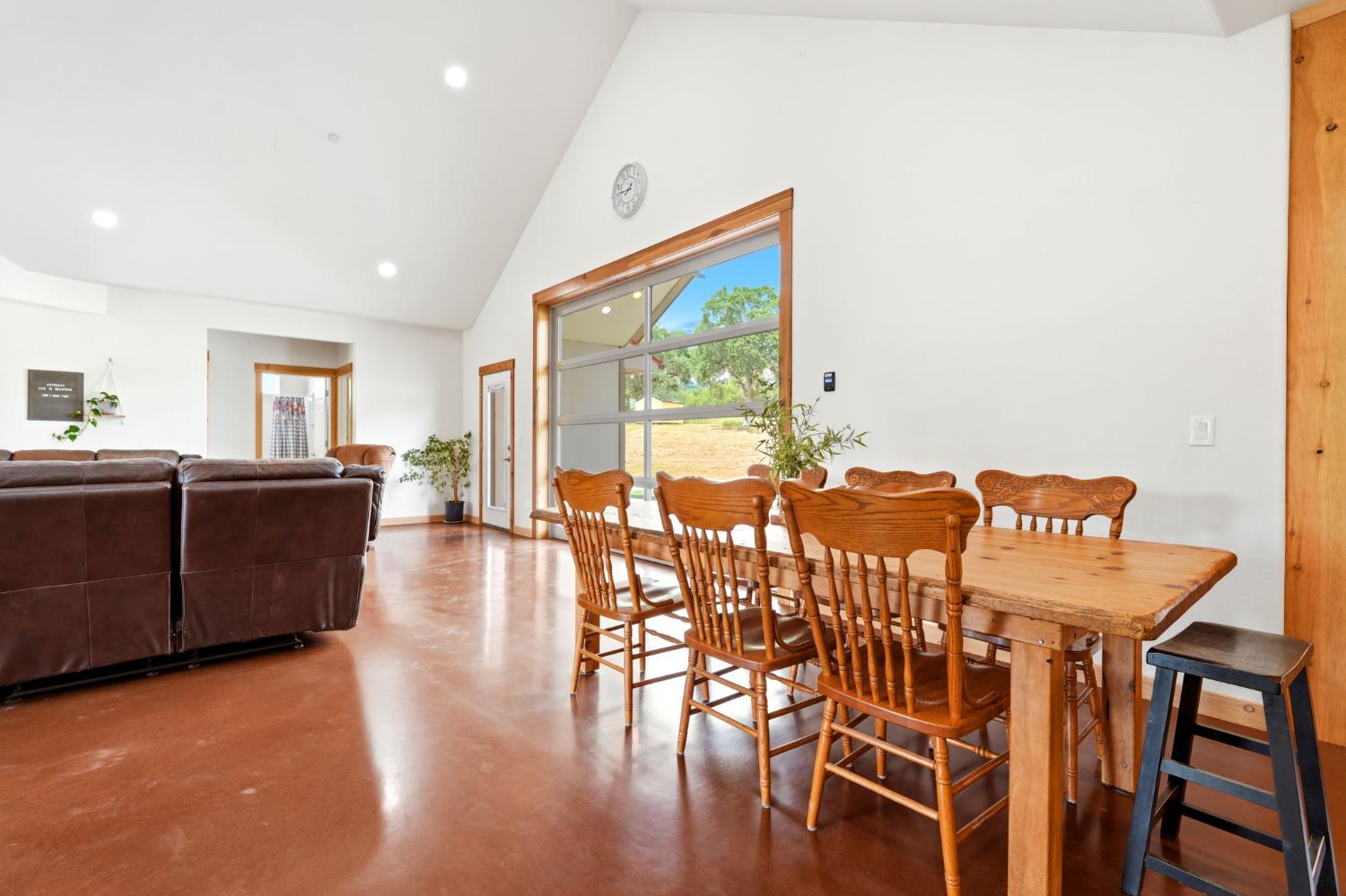 39348 Dunlap Rd, Yokuts Valley, CA 93675